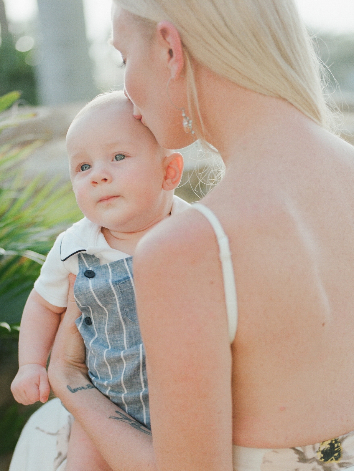 admirals_cove_jupiter_family_photographer_jupiter_beach_shannon_griffin_0001.jpg