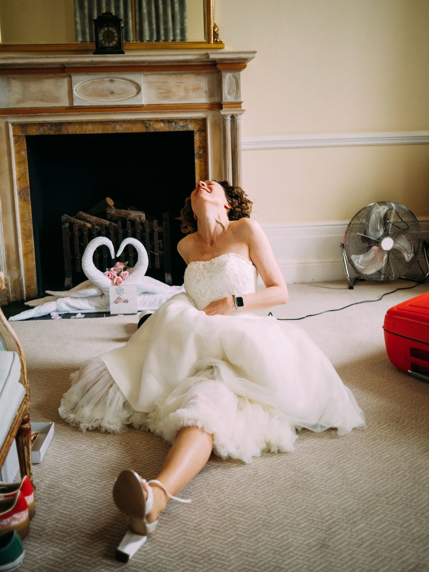 A handful of photos of a glorious day. Shona &amp; Chris weren&rsquo;t having a photographer but asked us to take a handful of pictures. We&rsquo;re not sure we&rsquo;d call it hybrid, more like we occasionally became the friend with a good camera at