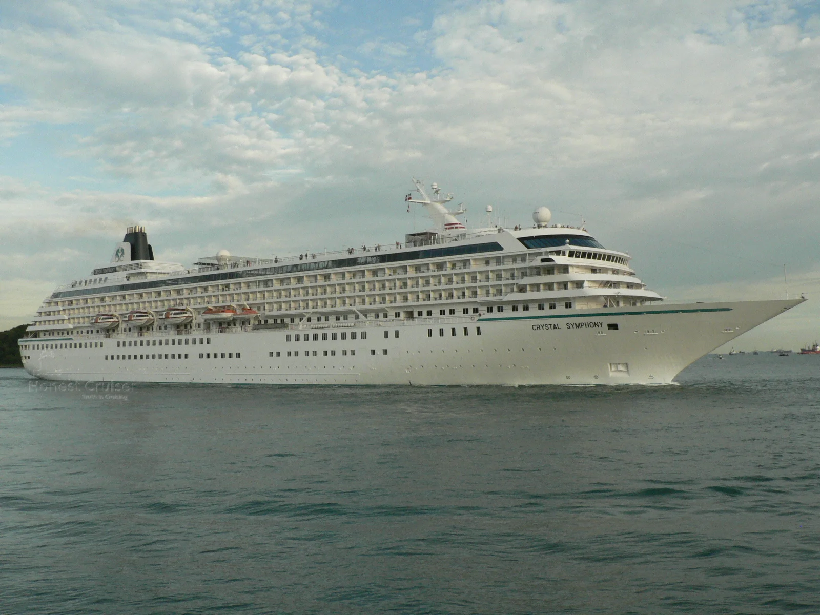 Crystal Symphony, design influenced by Amadea, leaving Singapore.