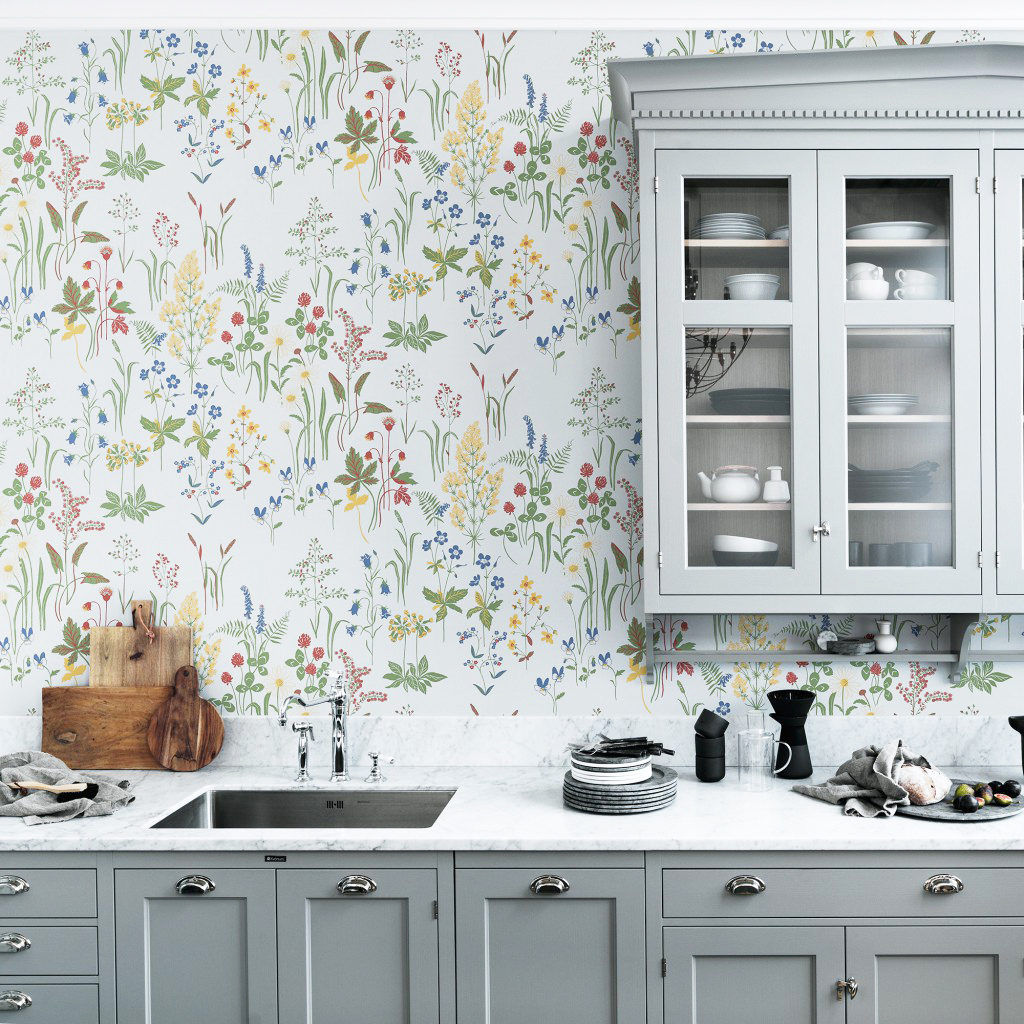 FLORA WHITE Wallpaper by Sandberg