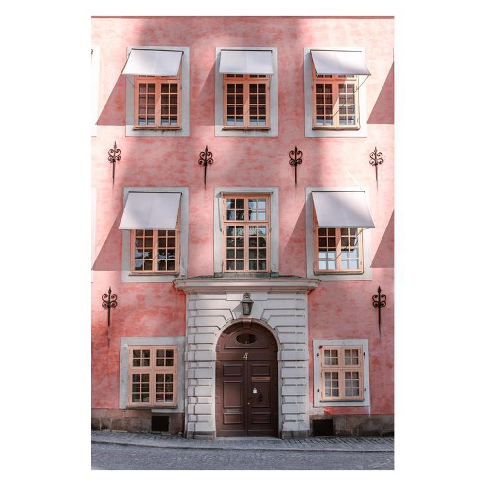 Pastel pink facade by MANON