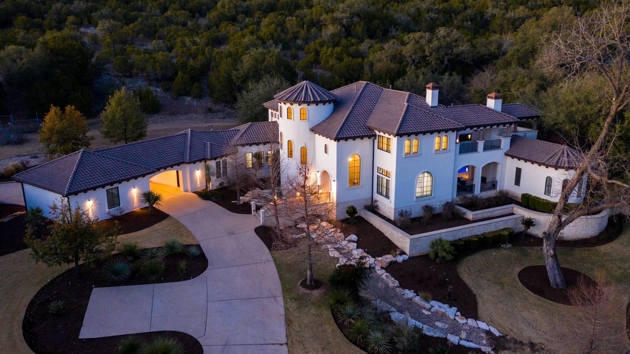 REbwedit (2 of 3).jpg