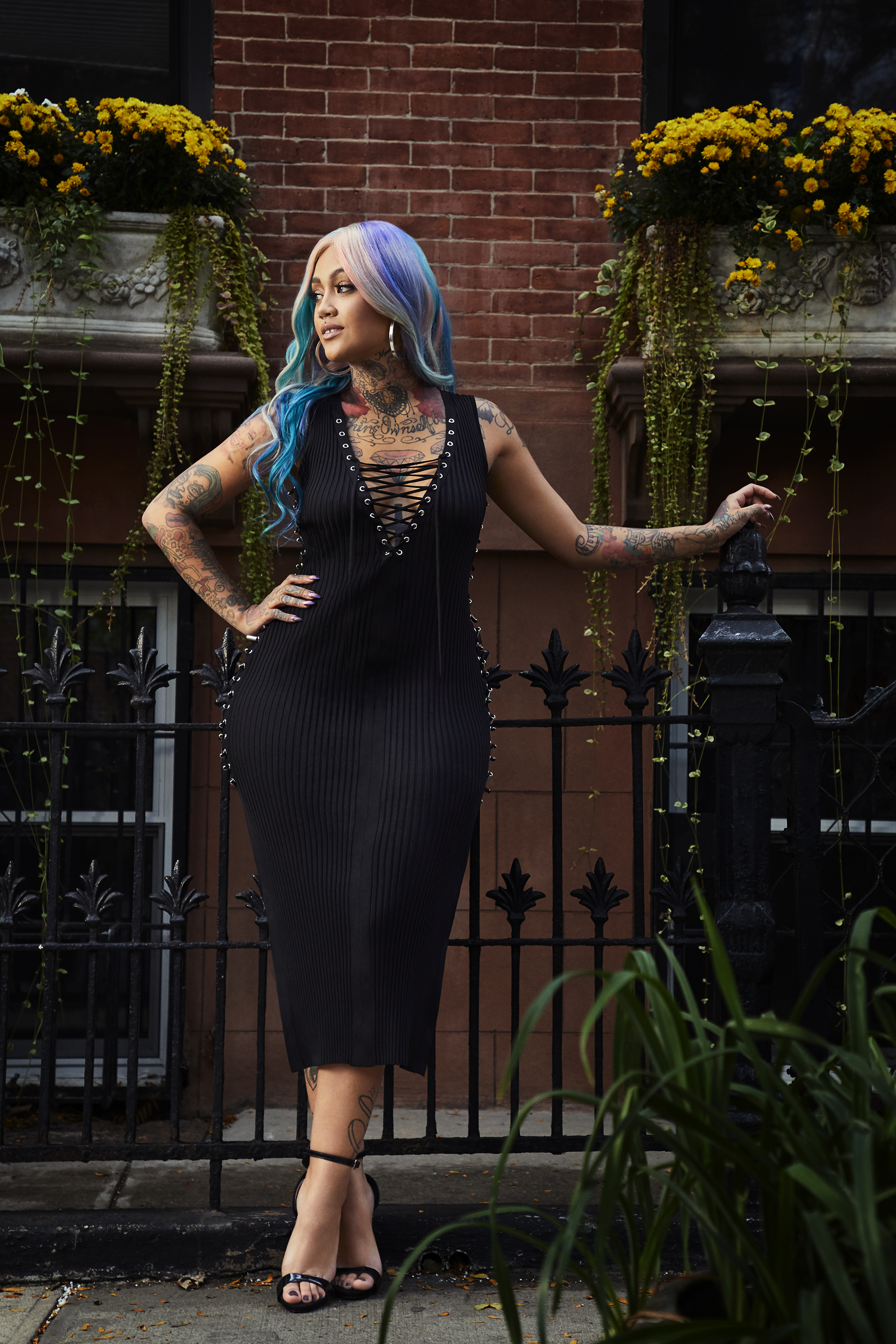 V_BLACK_INK_CREW_S6_10_26_2017_3854_2_RETOUCHED_3000PX.jpg