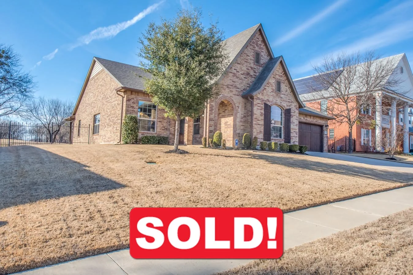 SOLD - 13704 Southern Oaks Dr, Burleson, TX 76028