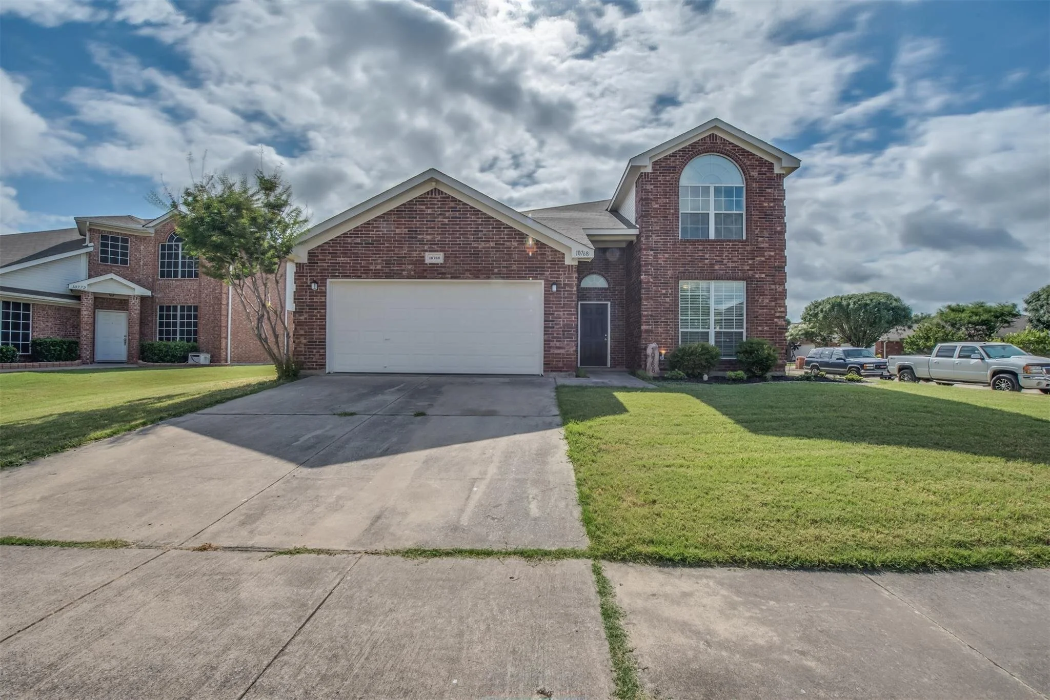 SOLD! 10768 Braemoor Drive, Fort Worth, Texas 76052