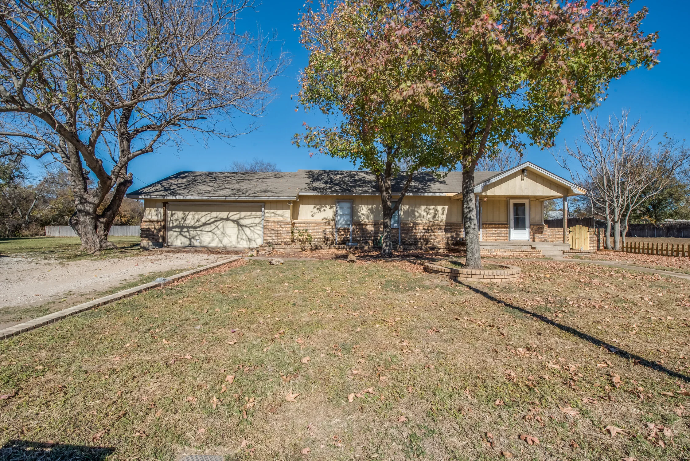 SOLD! 230 W 1st Street, Springtown, Texas 76082