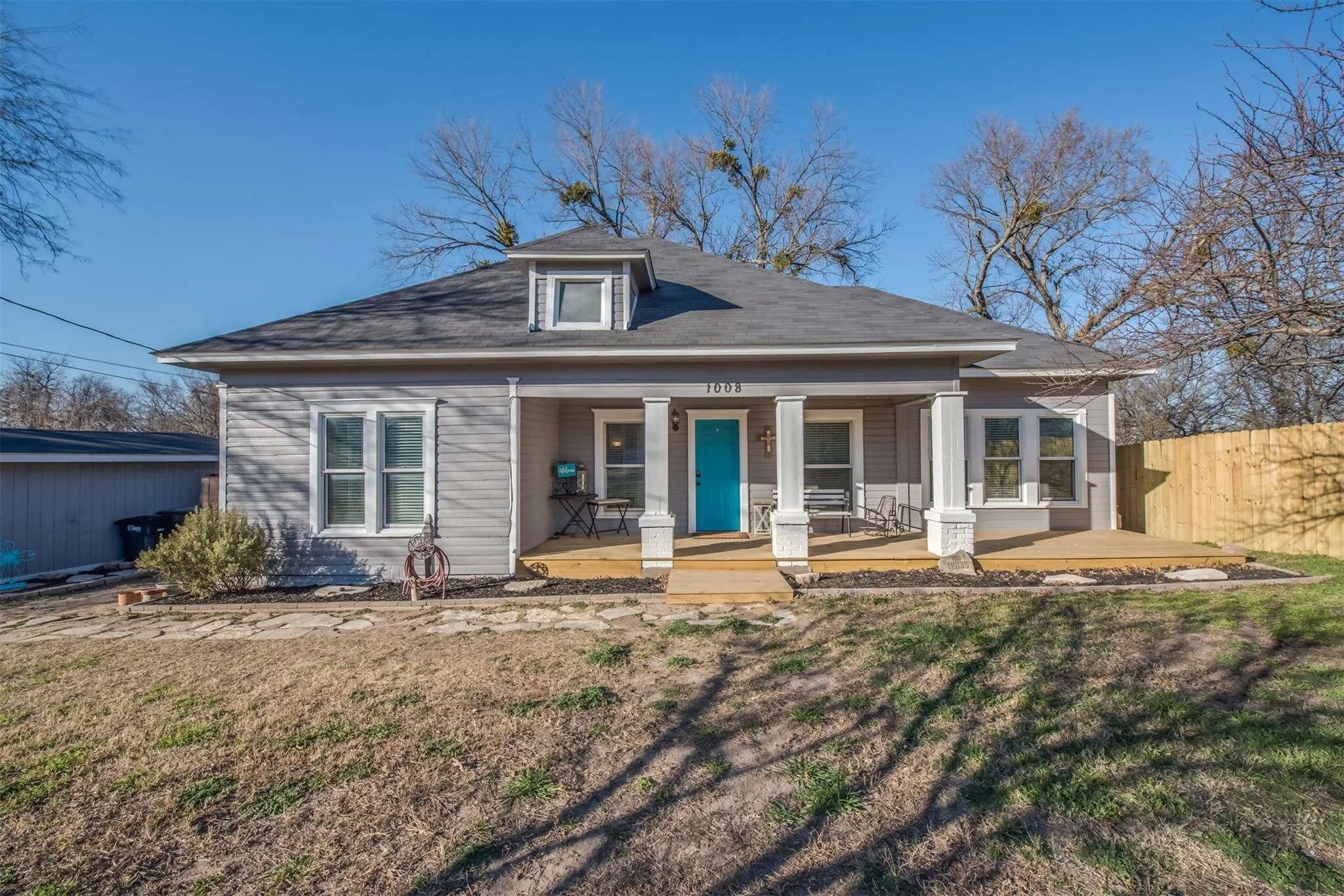 SOLD! 1008 W Spring Street, Weatherford, Texas 76086