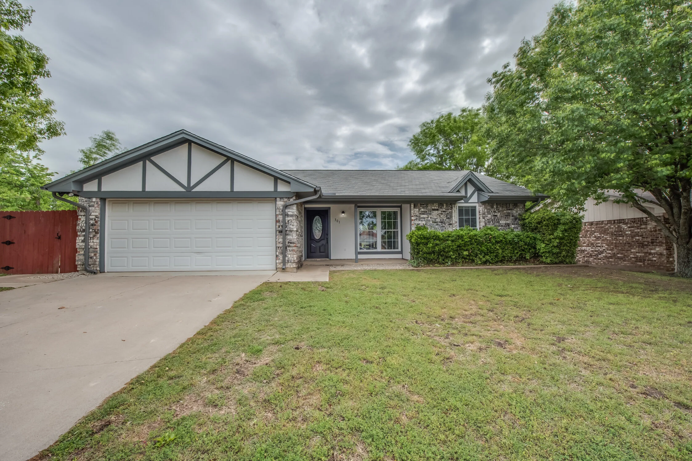 SOLD! 301 Cherry Street, Weatherford, Texas 76086