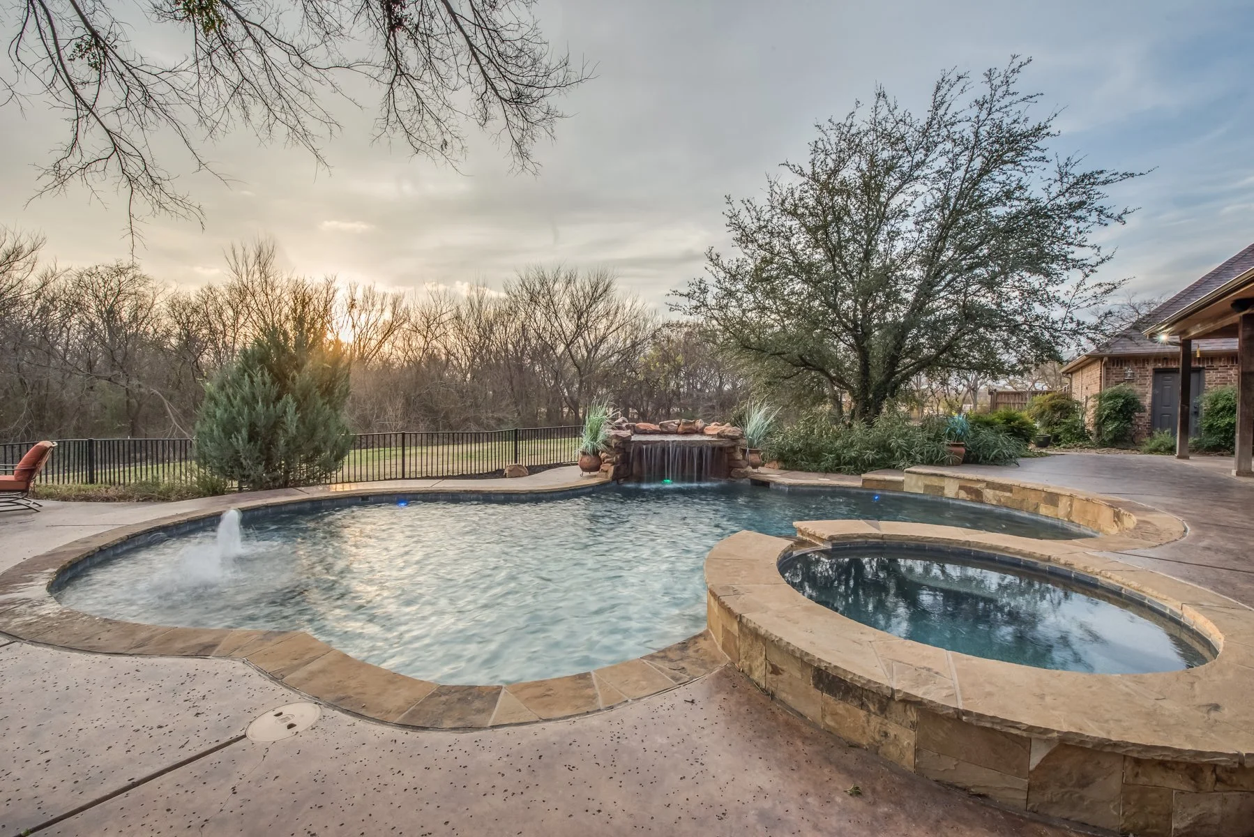 SOLD!- 113 English Lake Court, Weatherford, TX 76088