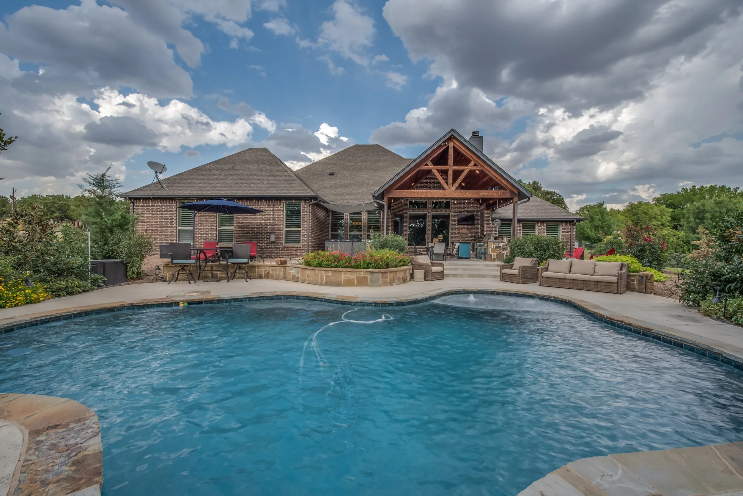 SOLD!! 318 Cedar Springs Lane, Weatherford, Texas 76087