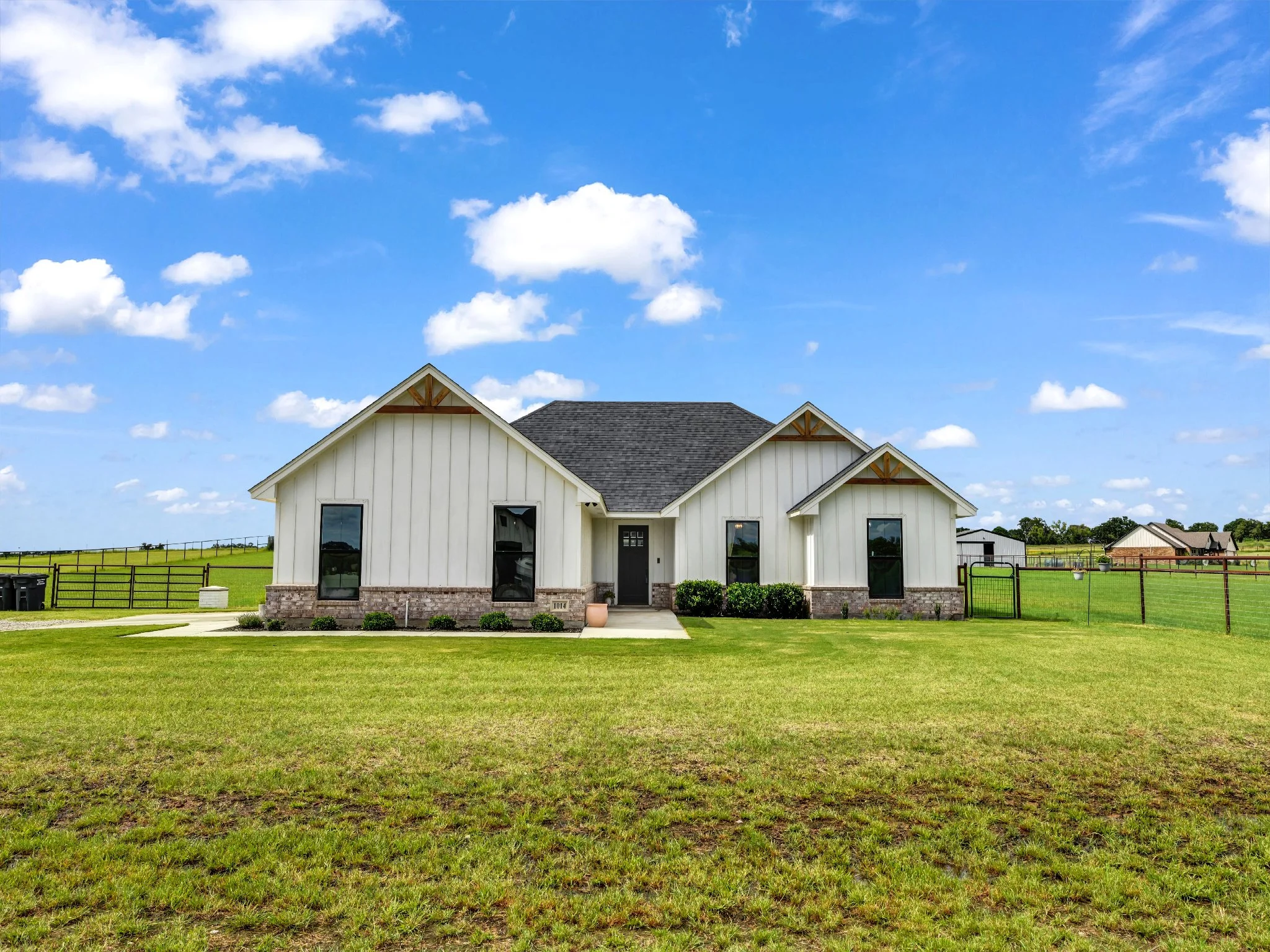 SOLD! 1014 Latigo Lane, Millsap, Texas 76066