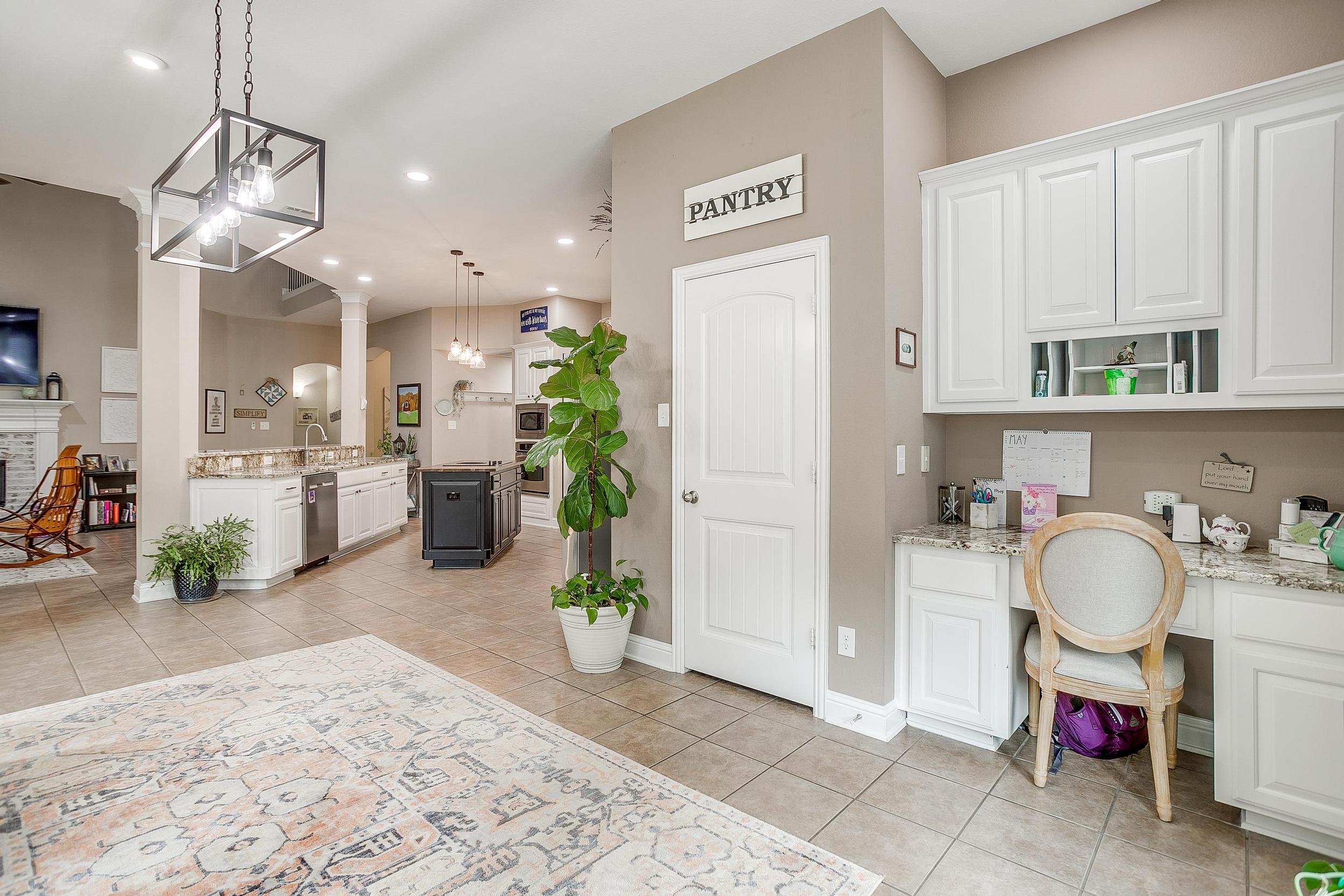 2632 Lakebend Drive (25 of 65).jpg