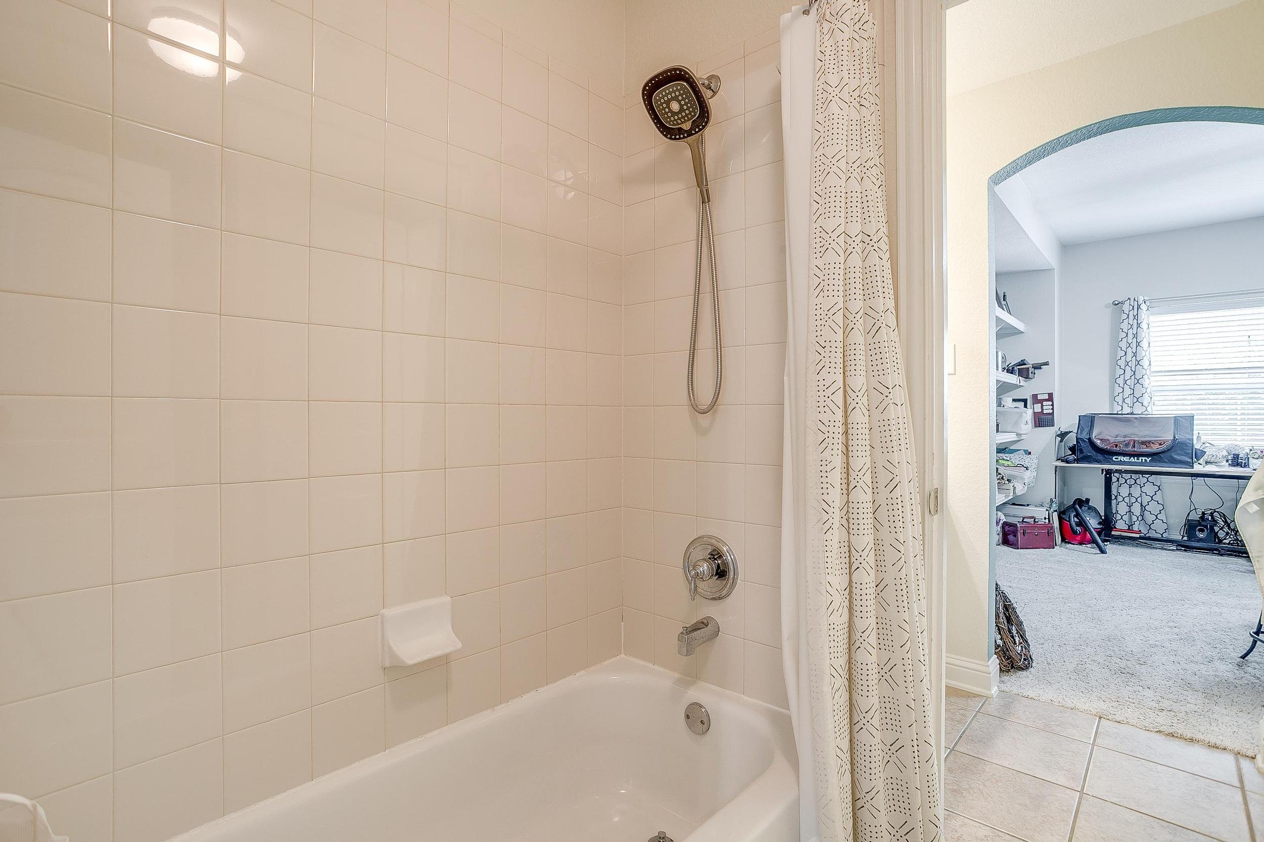 2632 Lakebend Drive (47 of 65).jpg