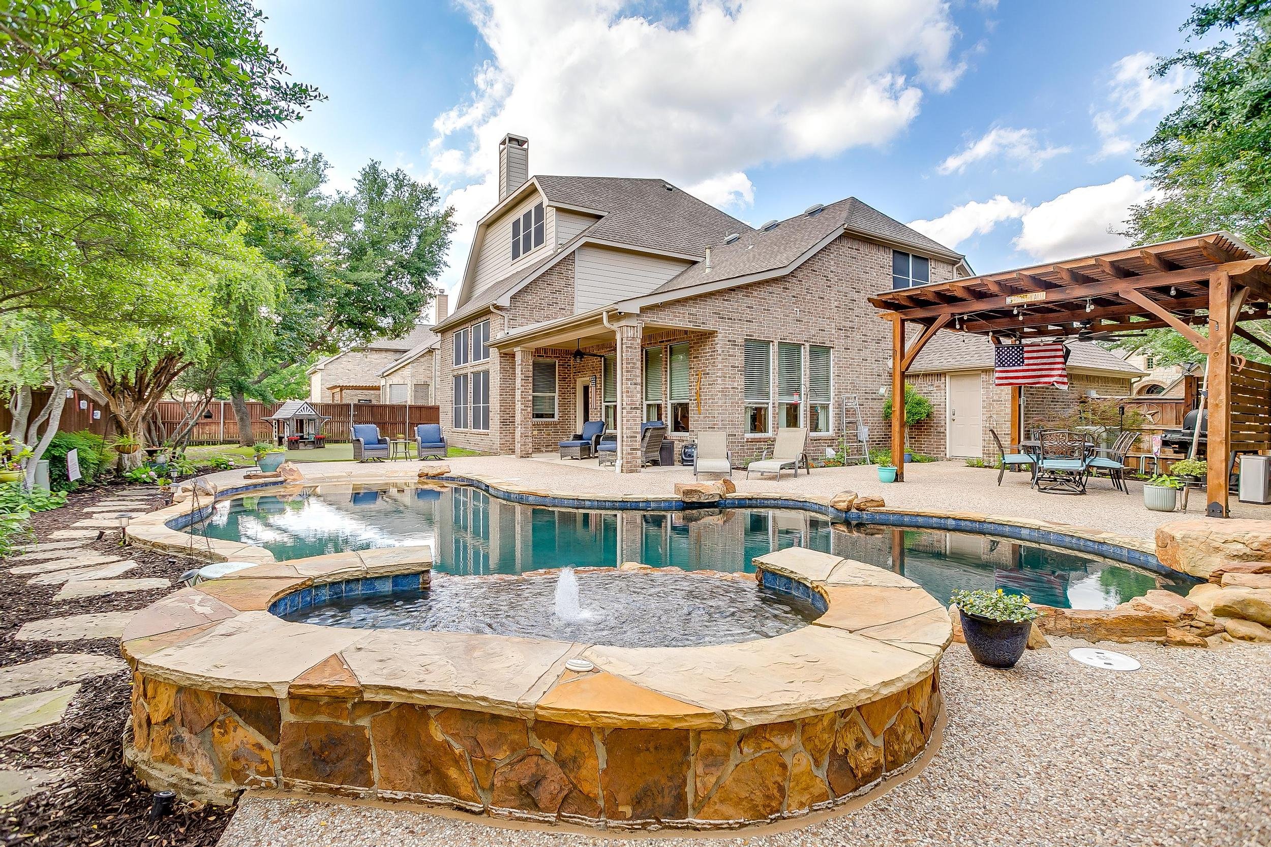 2632 Lakebend Drive (58 of 65).jpg