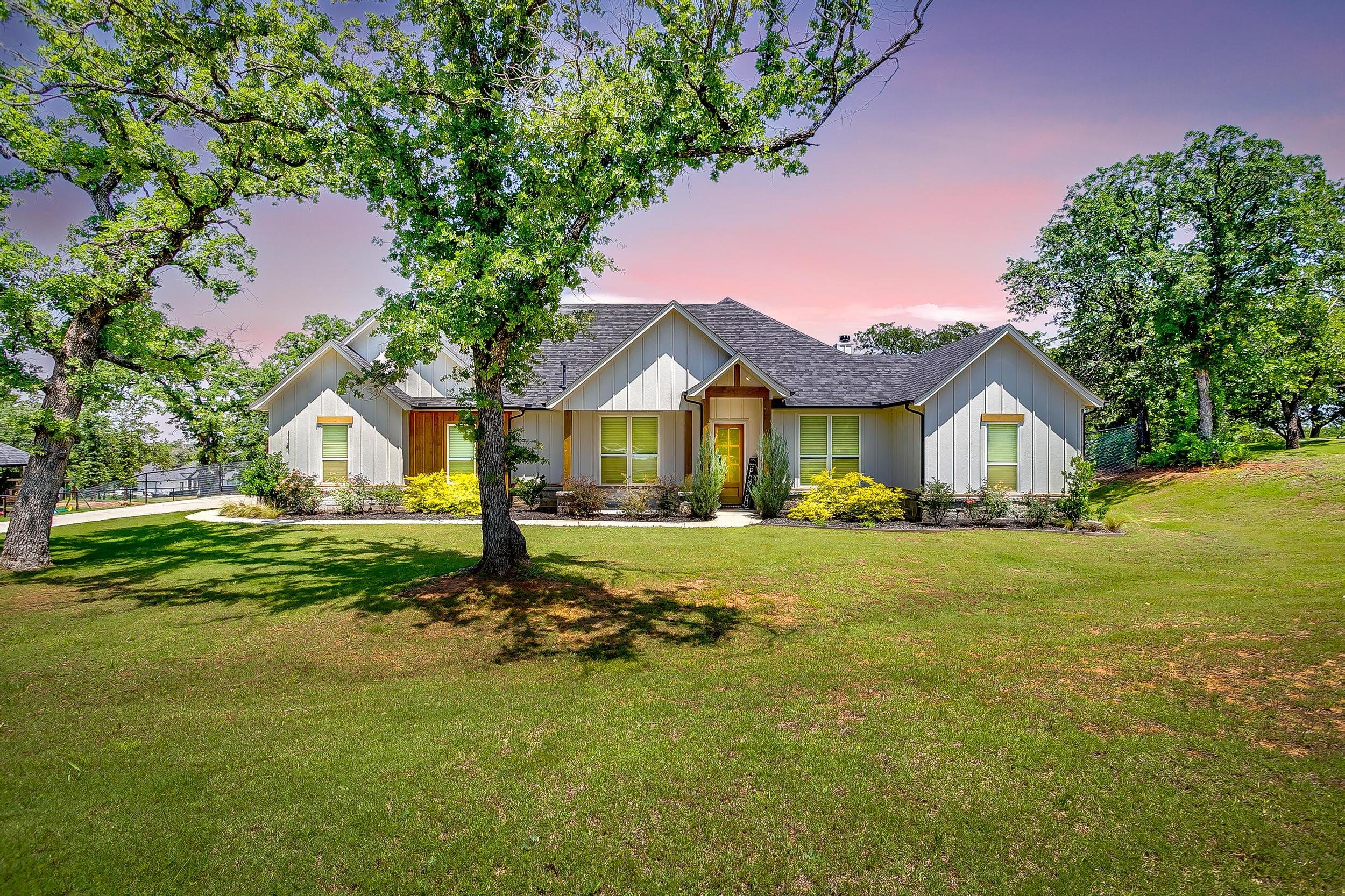 Sold! 1141 Horizon Trace Drive, Azle, Texas 76020