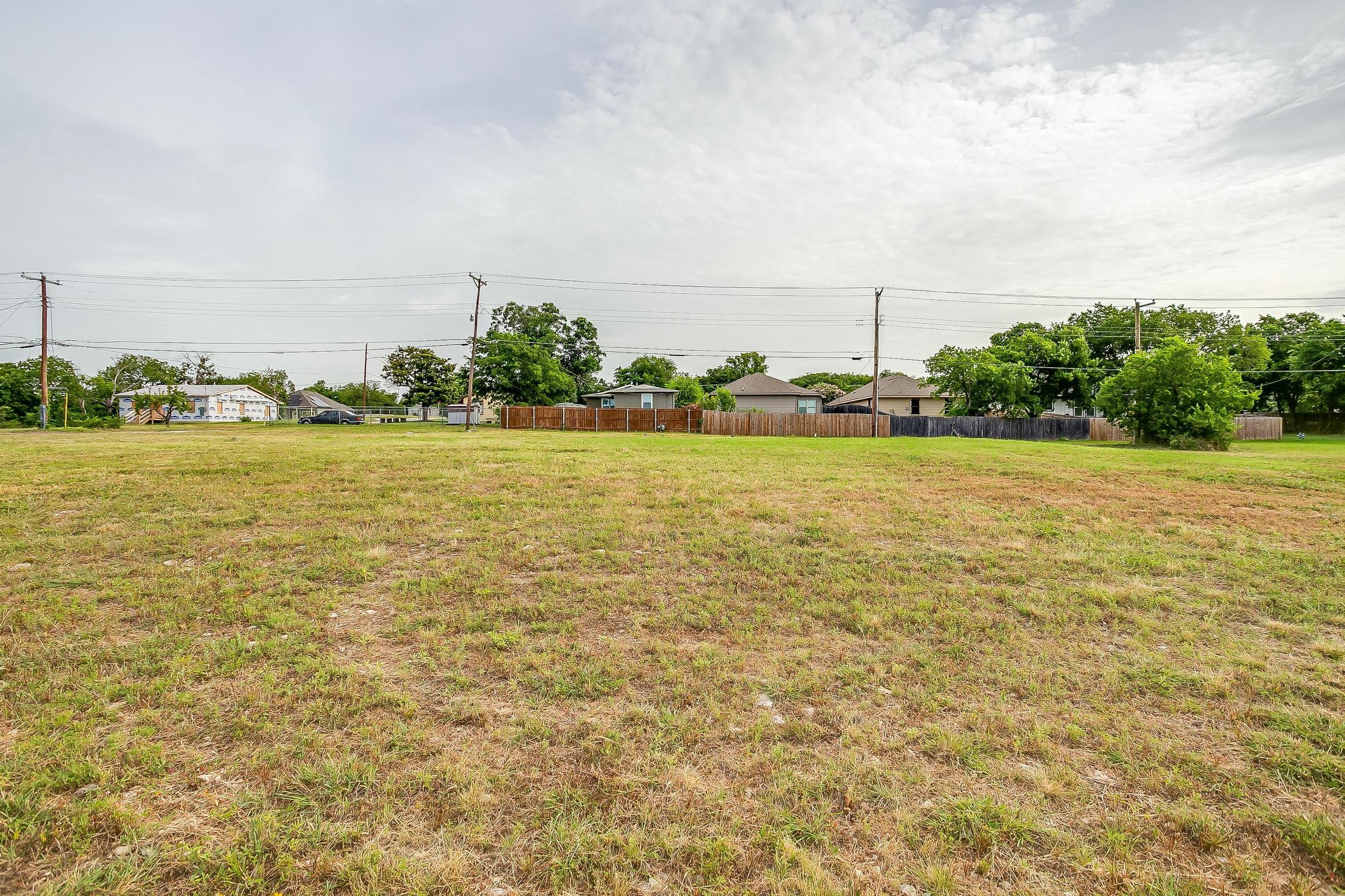 5816 Helmick Ave (20 of 38).jpg