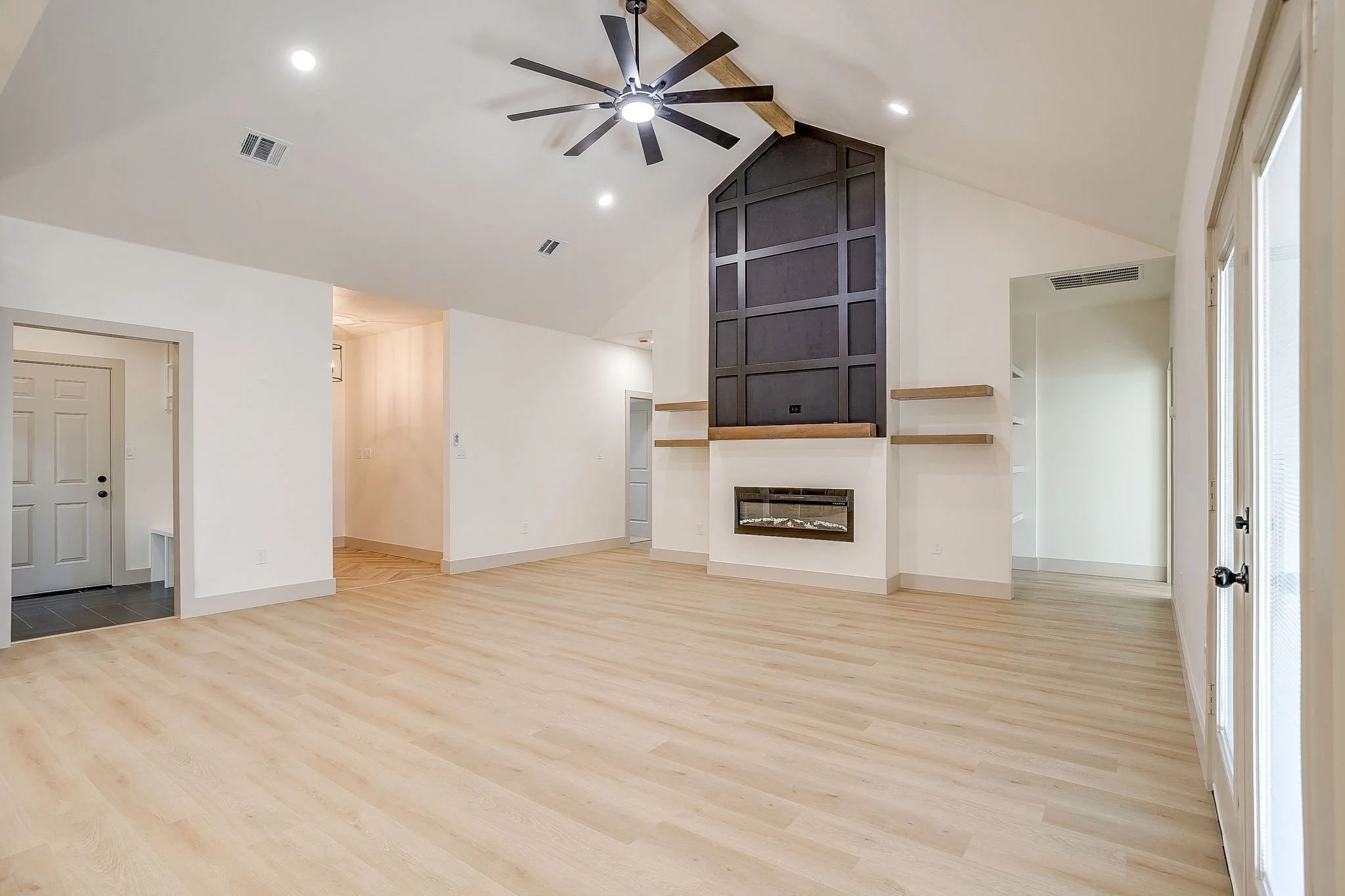 725 Haynie Dr (9 of 46).jpg