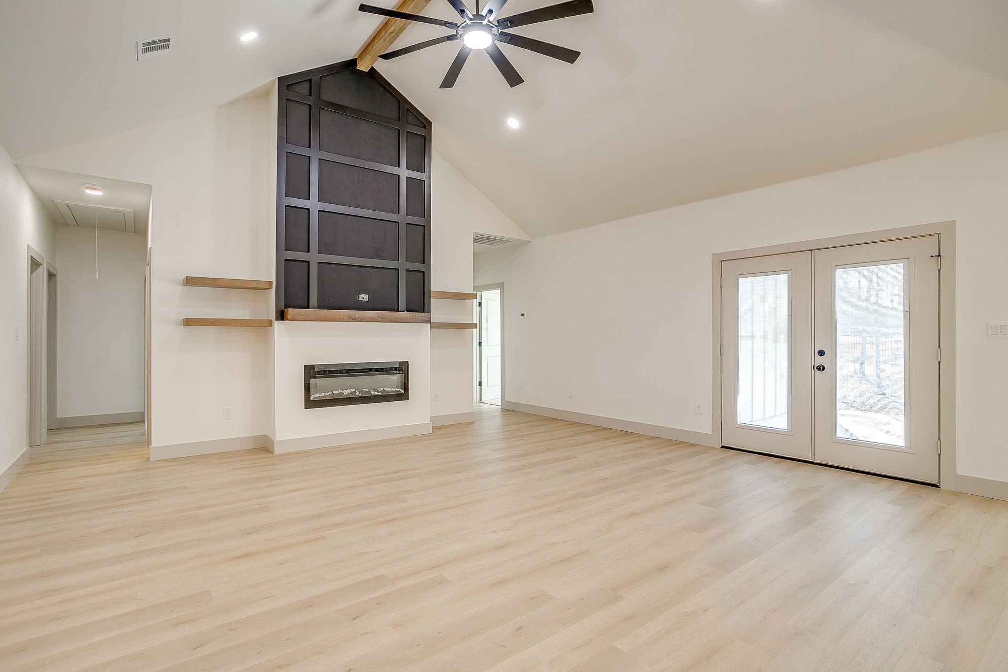 725 Haynie Dr (12 of 46).jpg