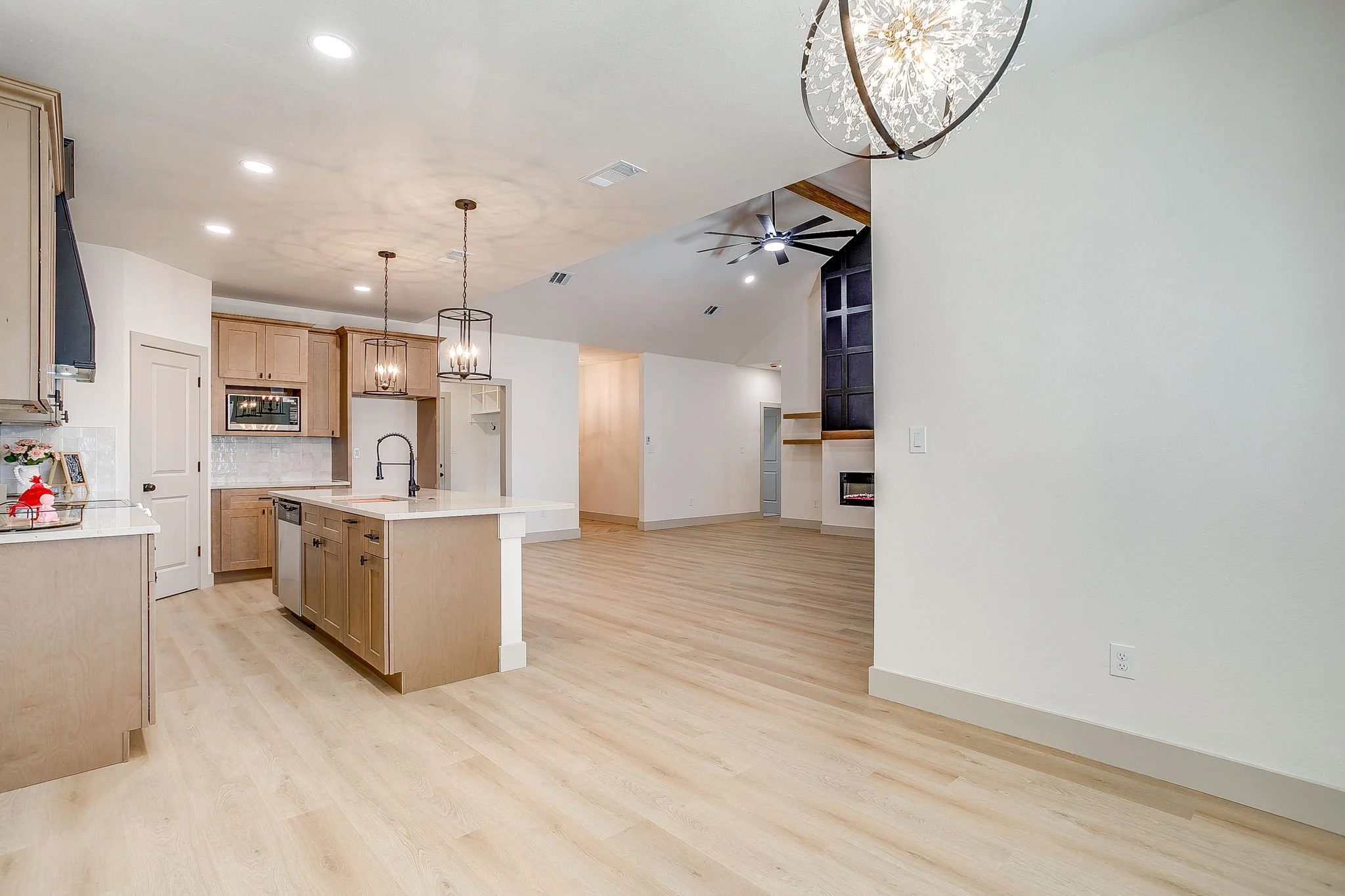 725 Haynie Dr (24 of 46).jpg