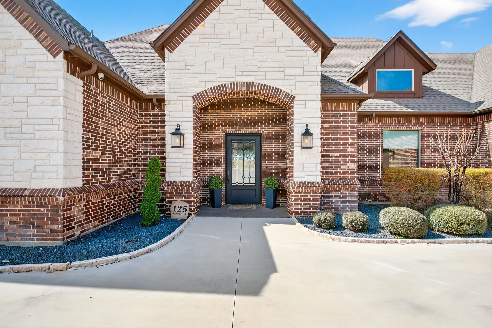 125 Signature Ct (5 of 55).jpg