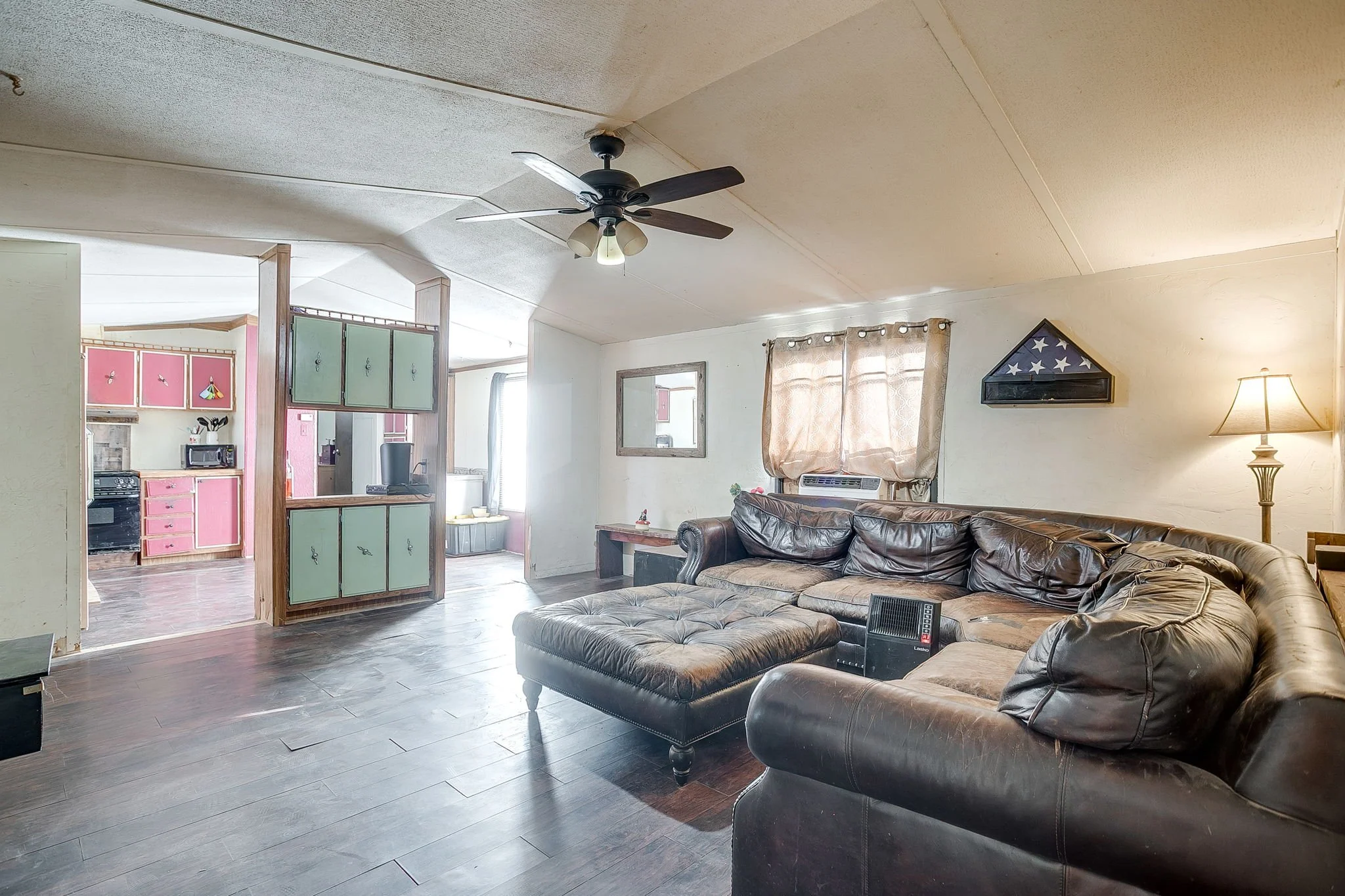 115 Cimmaron Loop (8 of 37).jpg