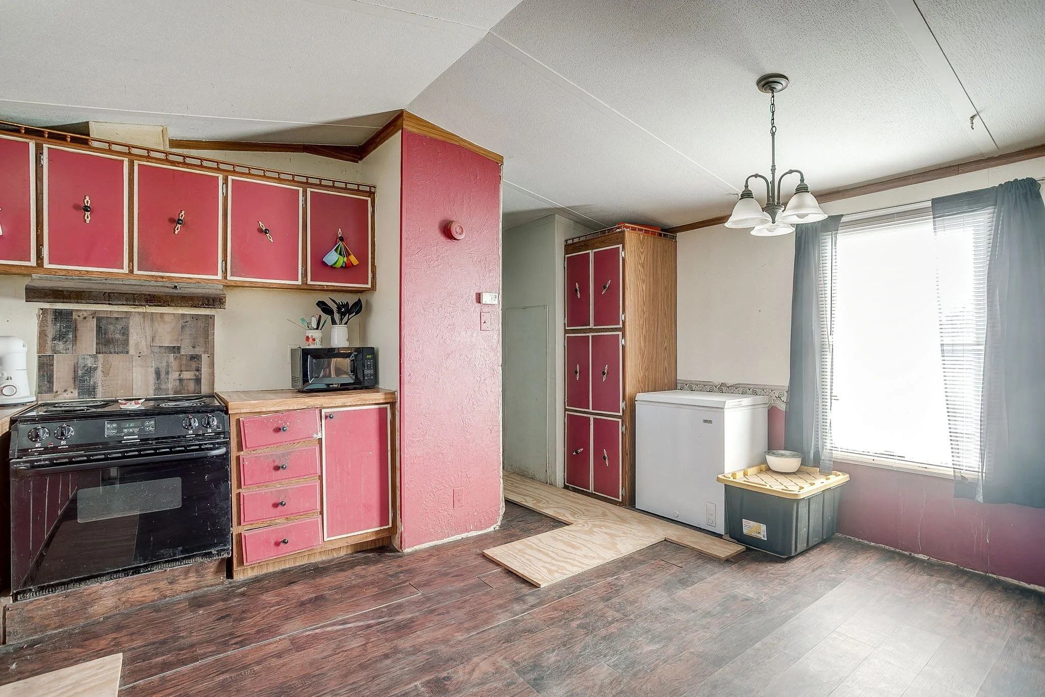 115 Cimmaron Loop (11 of 37).jpg