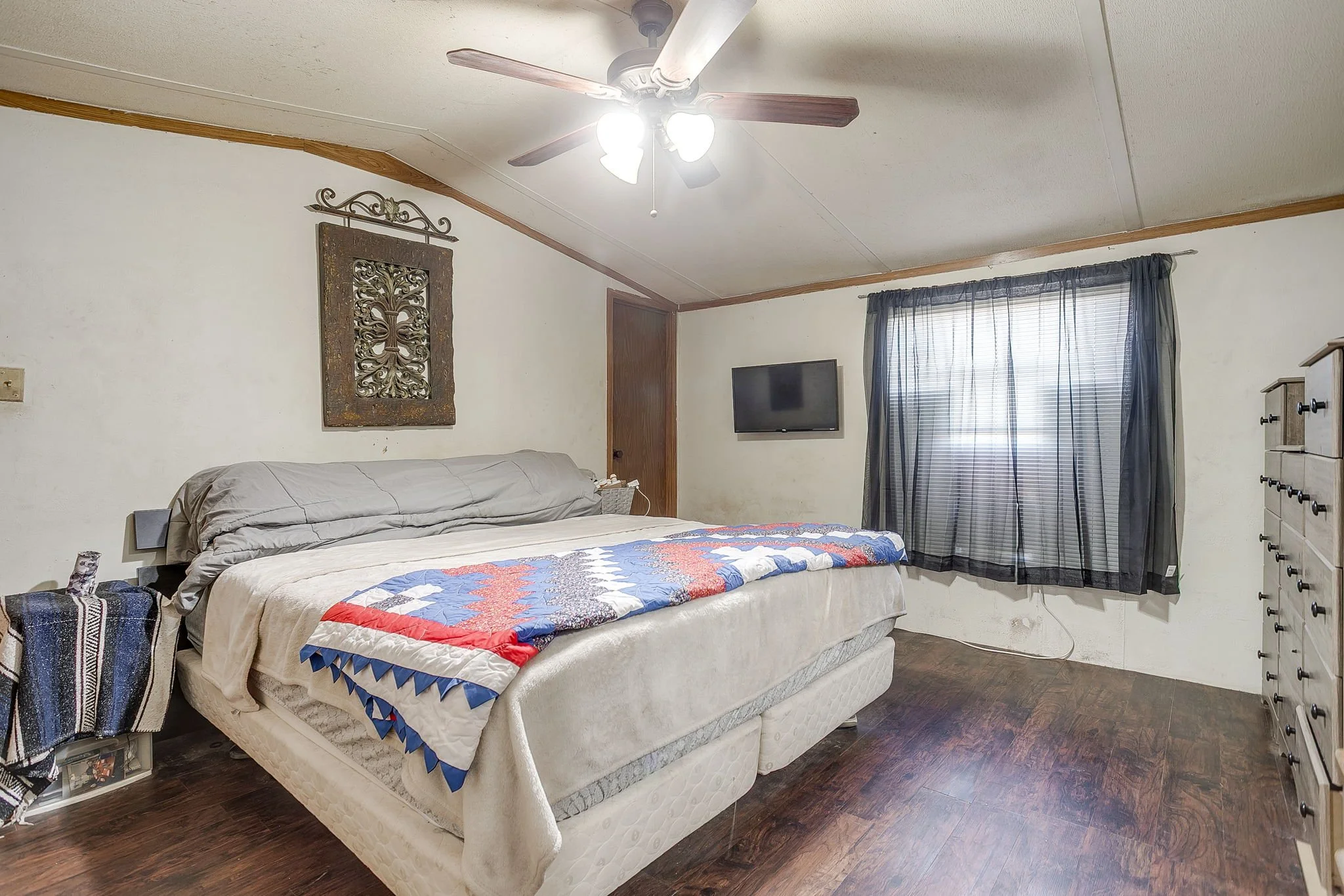 115 Cimmaron Loop (19 of 37).jpg