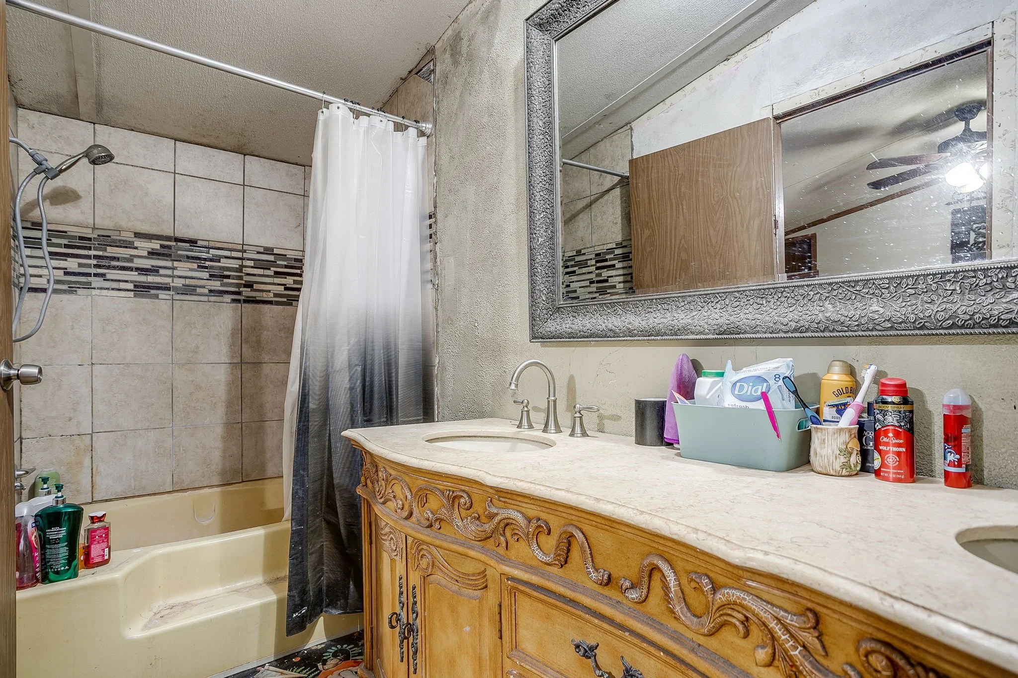 115 Cimmaron Loop (23 of 37).jpg