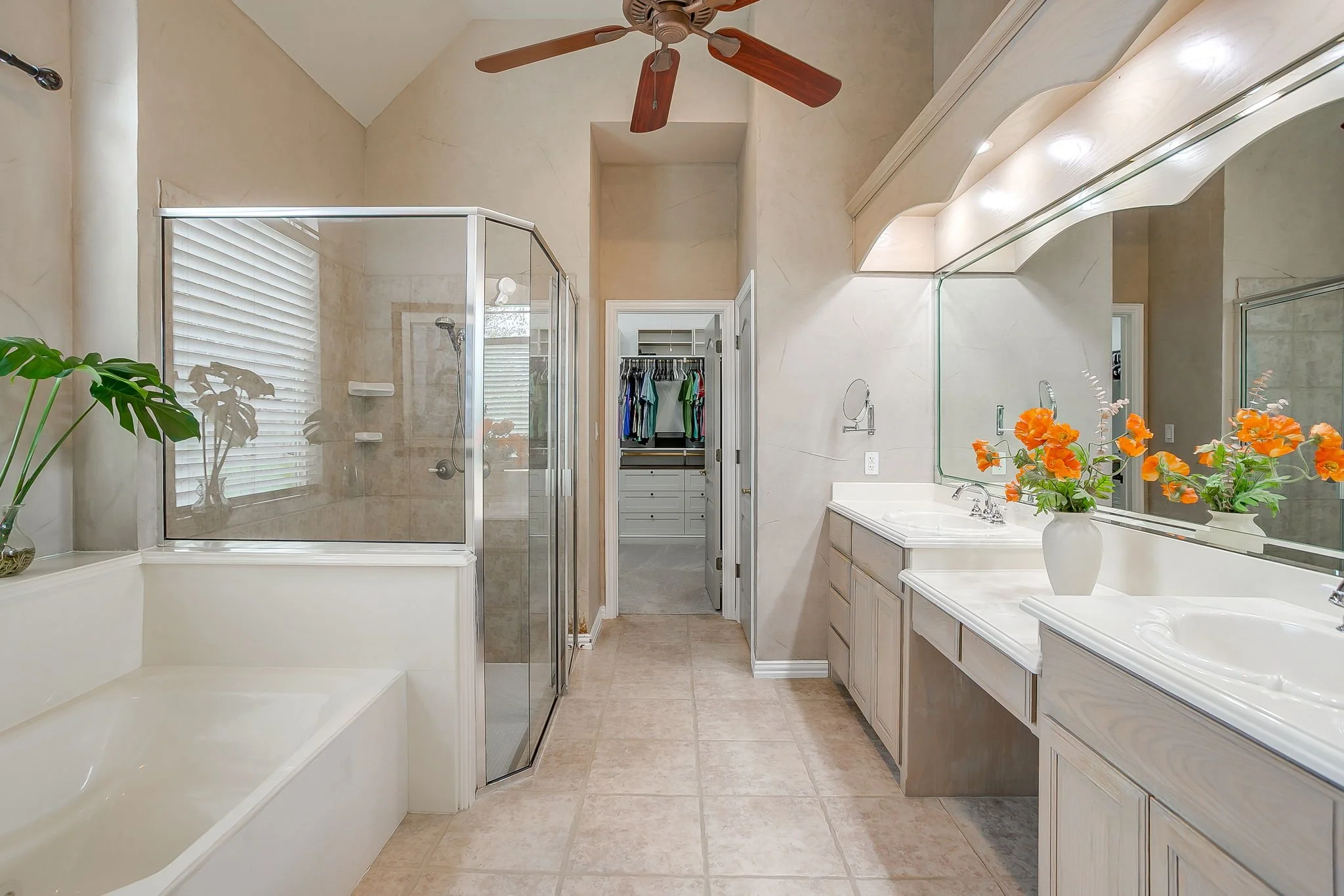 2210 Riverwood Dr (40 of 54).jpg