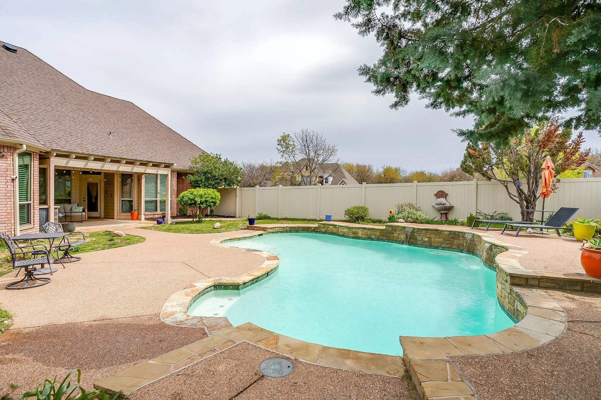 2210 Riverwood Dr (51 of 54).jpg