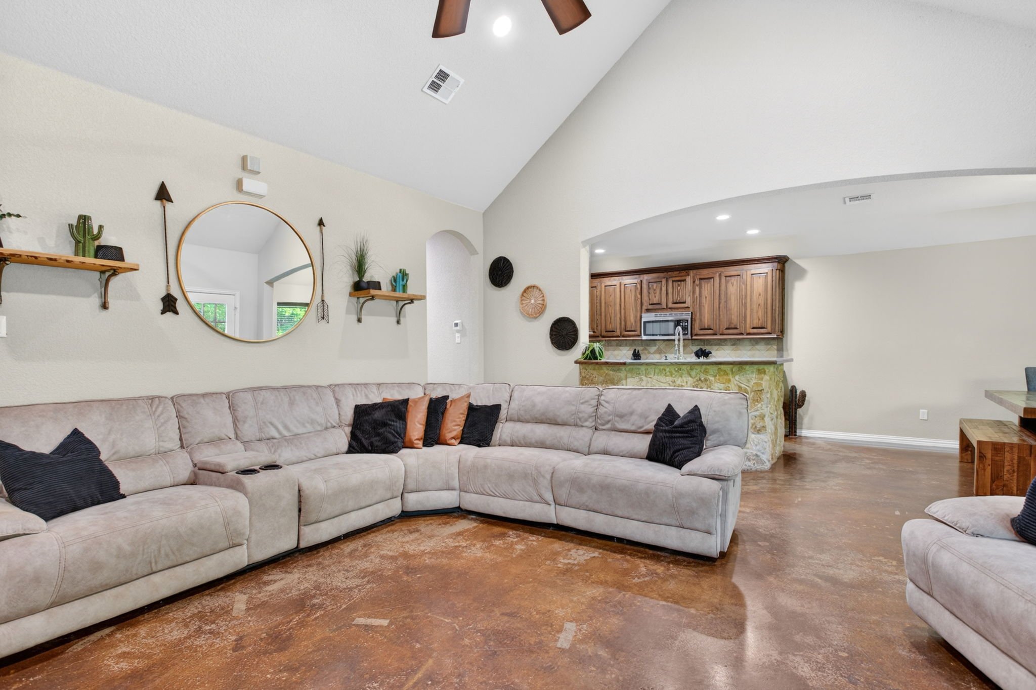 125 Miramar Cir (3 of 49).jpg