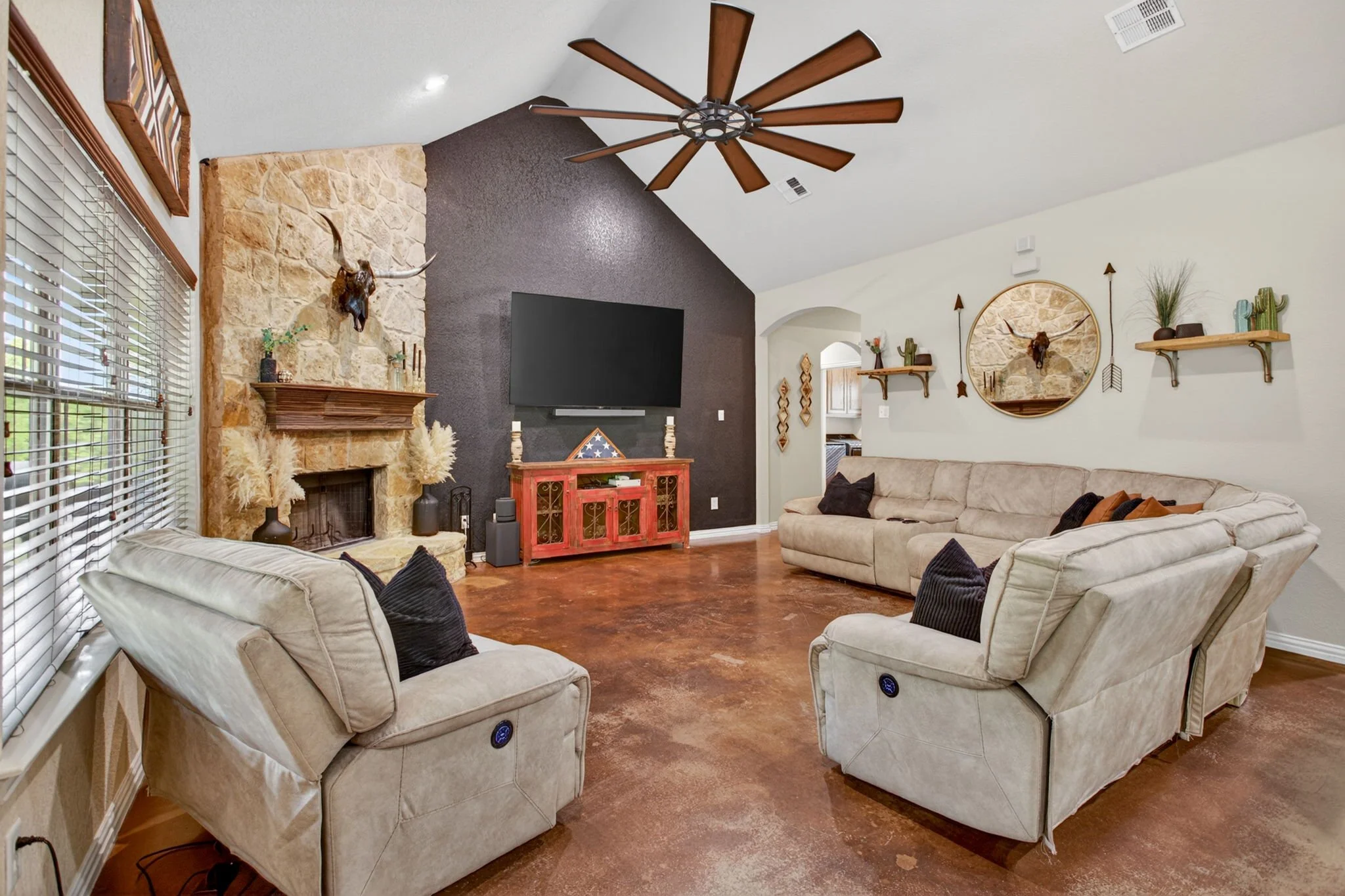 125 Miramar Cir (4 of 49).jpg