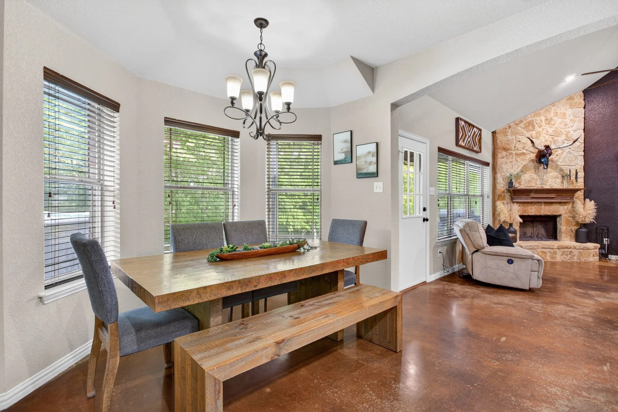 125 Miramar Cir (9 of 49).jpg