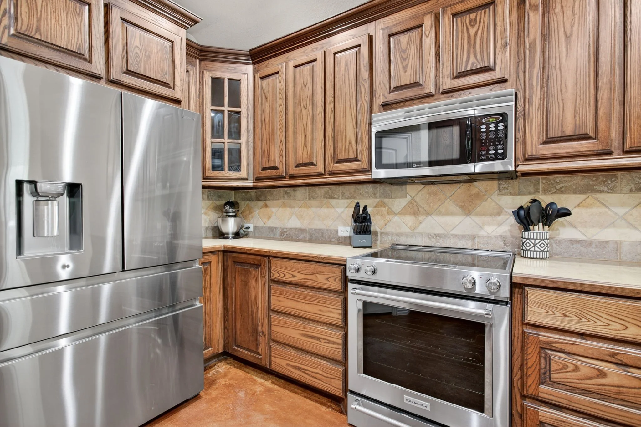 125 Miramar Cir (13 of 49).jpg