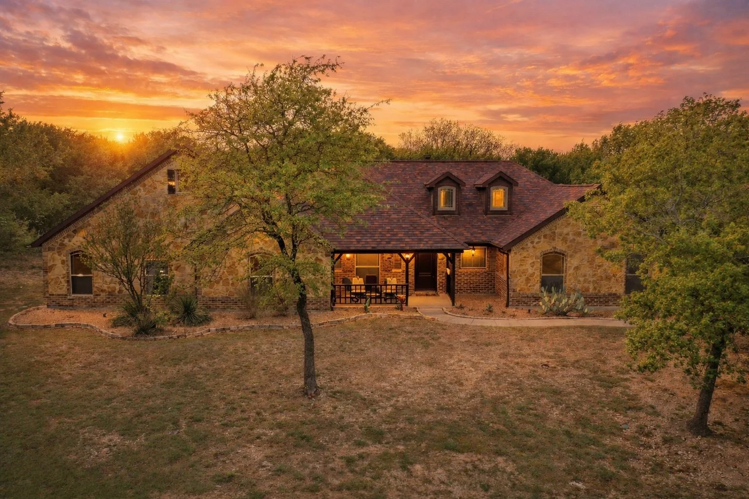 NEW PRICE!!! 125 Miramar Circle, Weatherford, Texas 76085