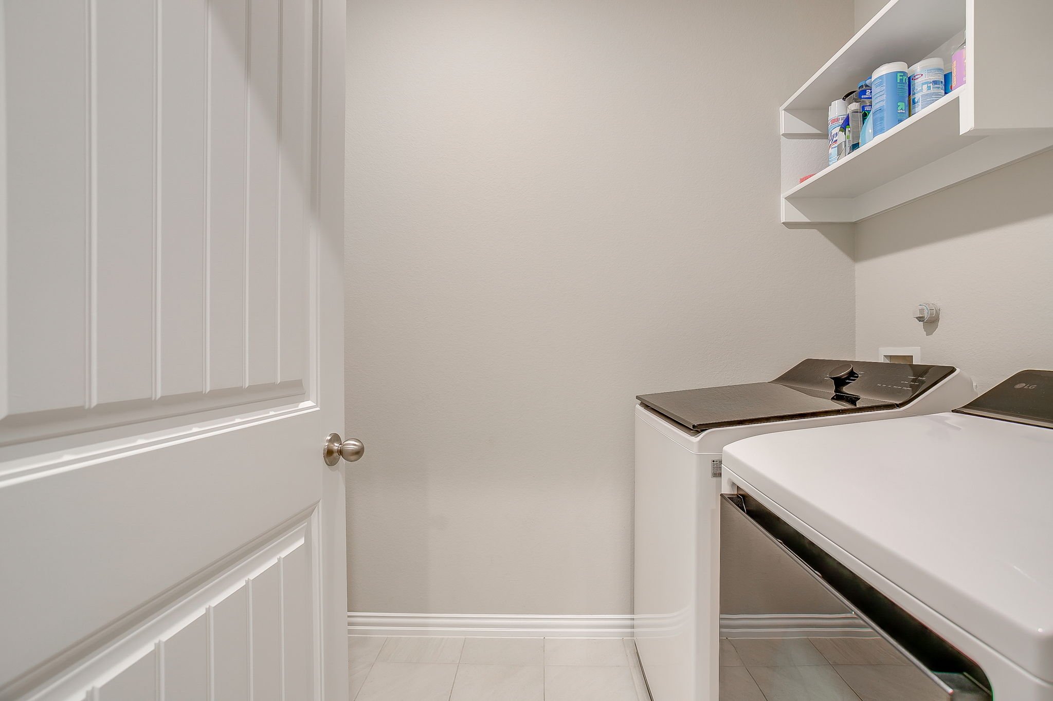 1303 Hickory Ln (11 of 47).jpg