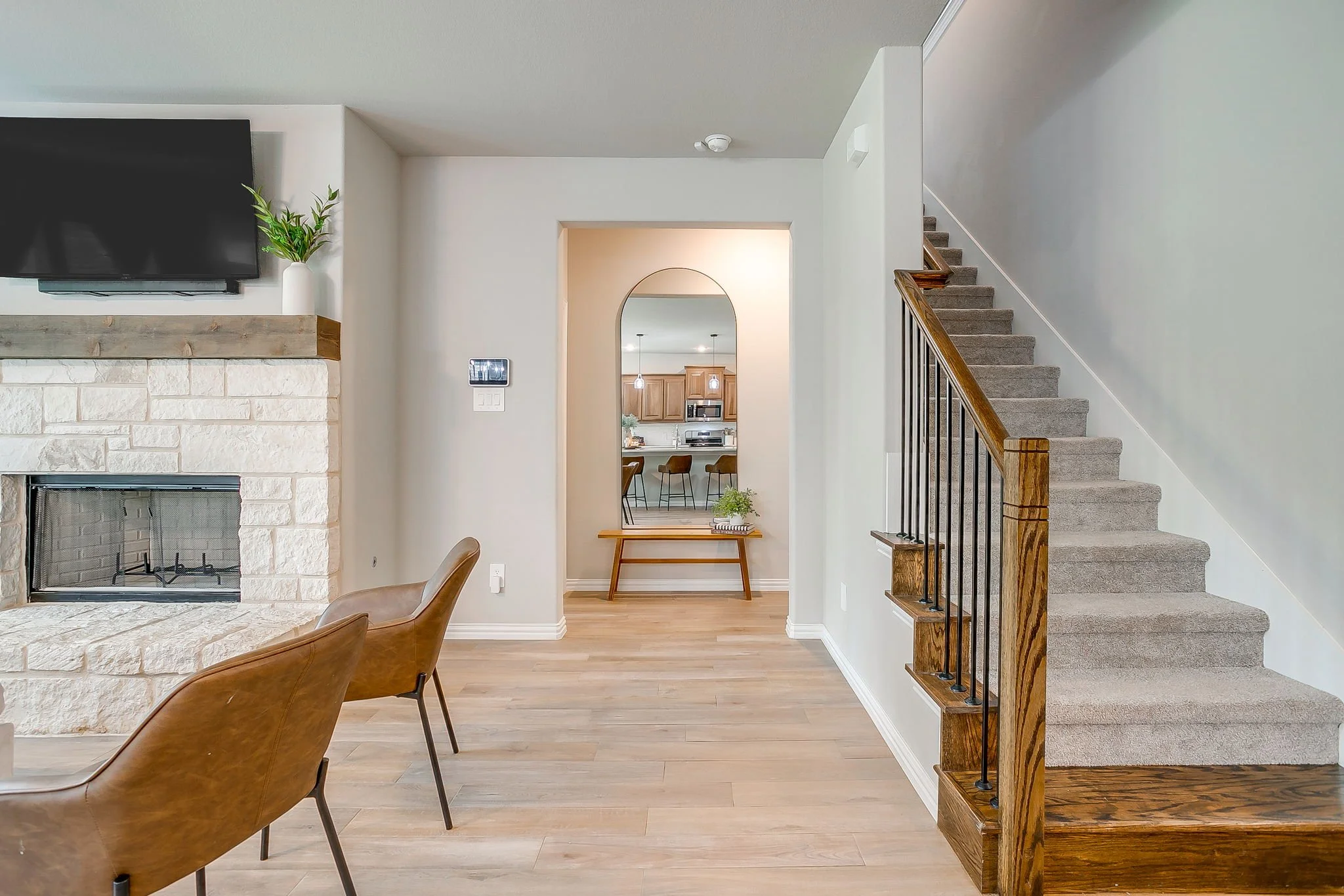 1303 Hickory Ln (27 of 47).jpg