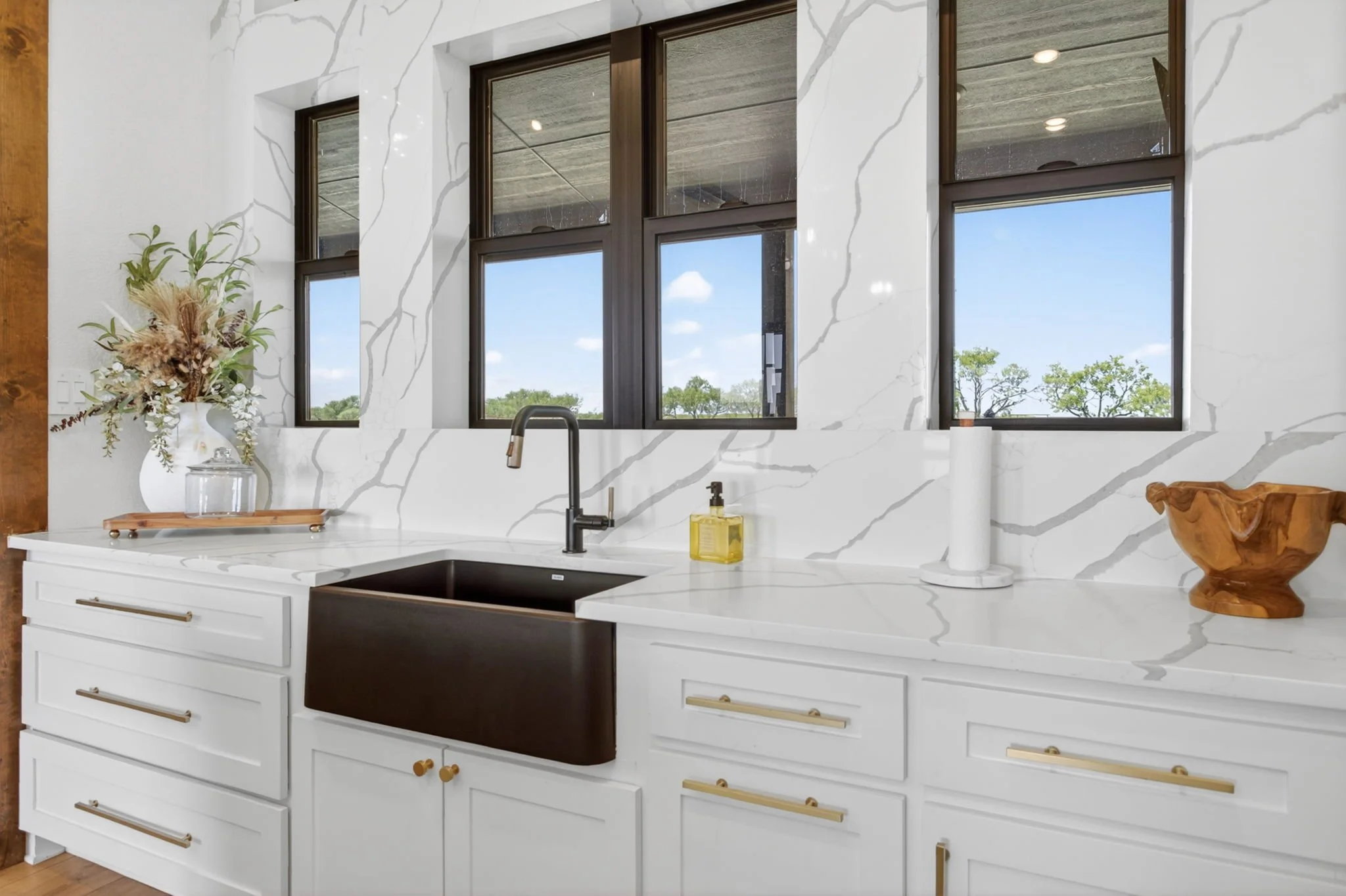 6384 US-281 South (41 of 70).jpg