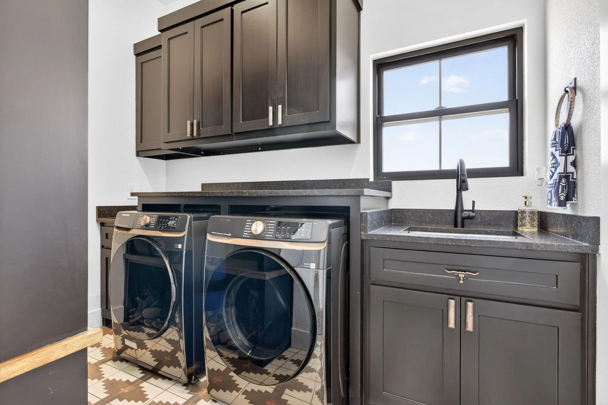 6384 US-281 South (46 of 70).jpg