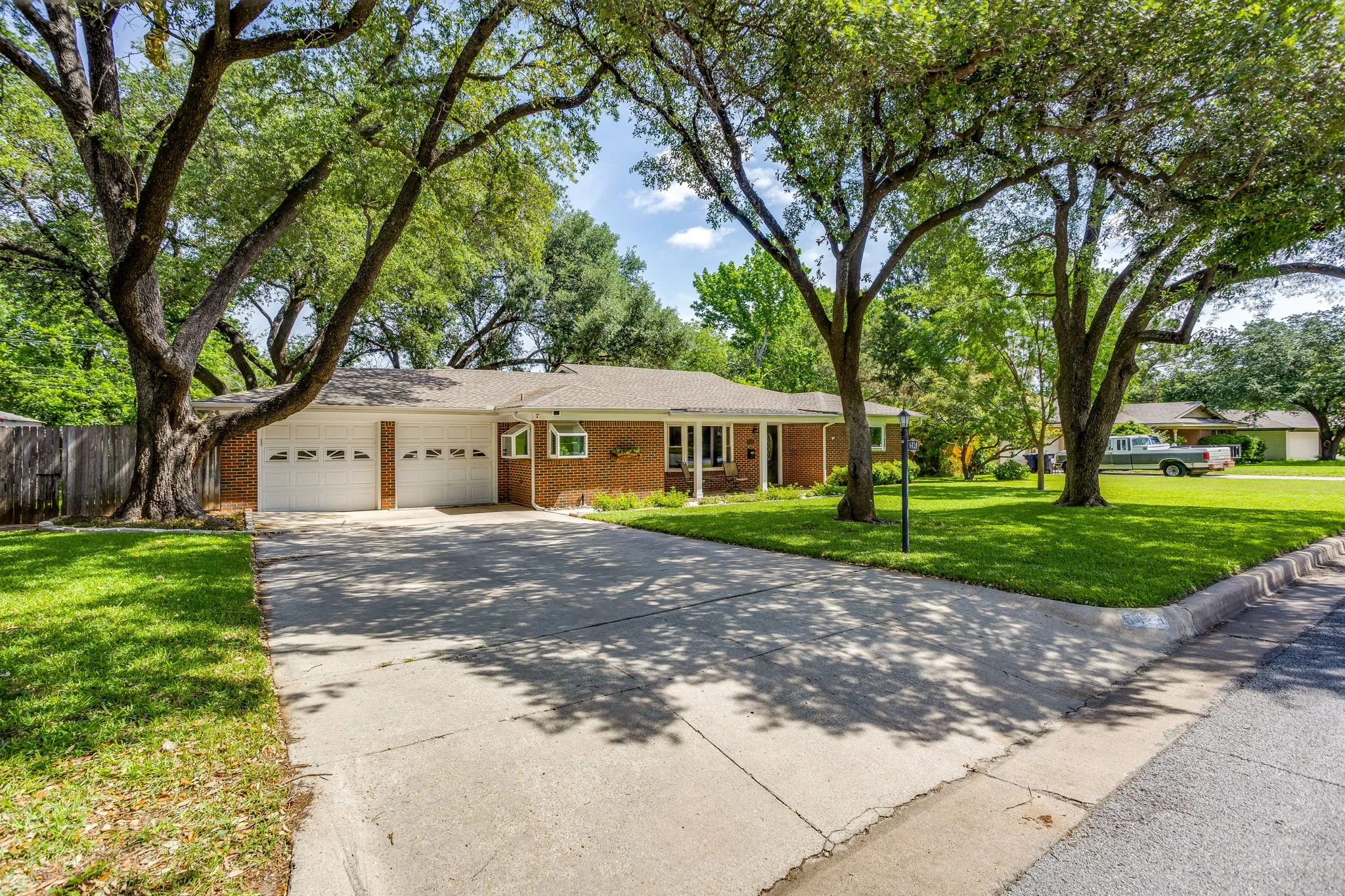 6424 Dakar Rd (1 of 47).jpg