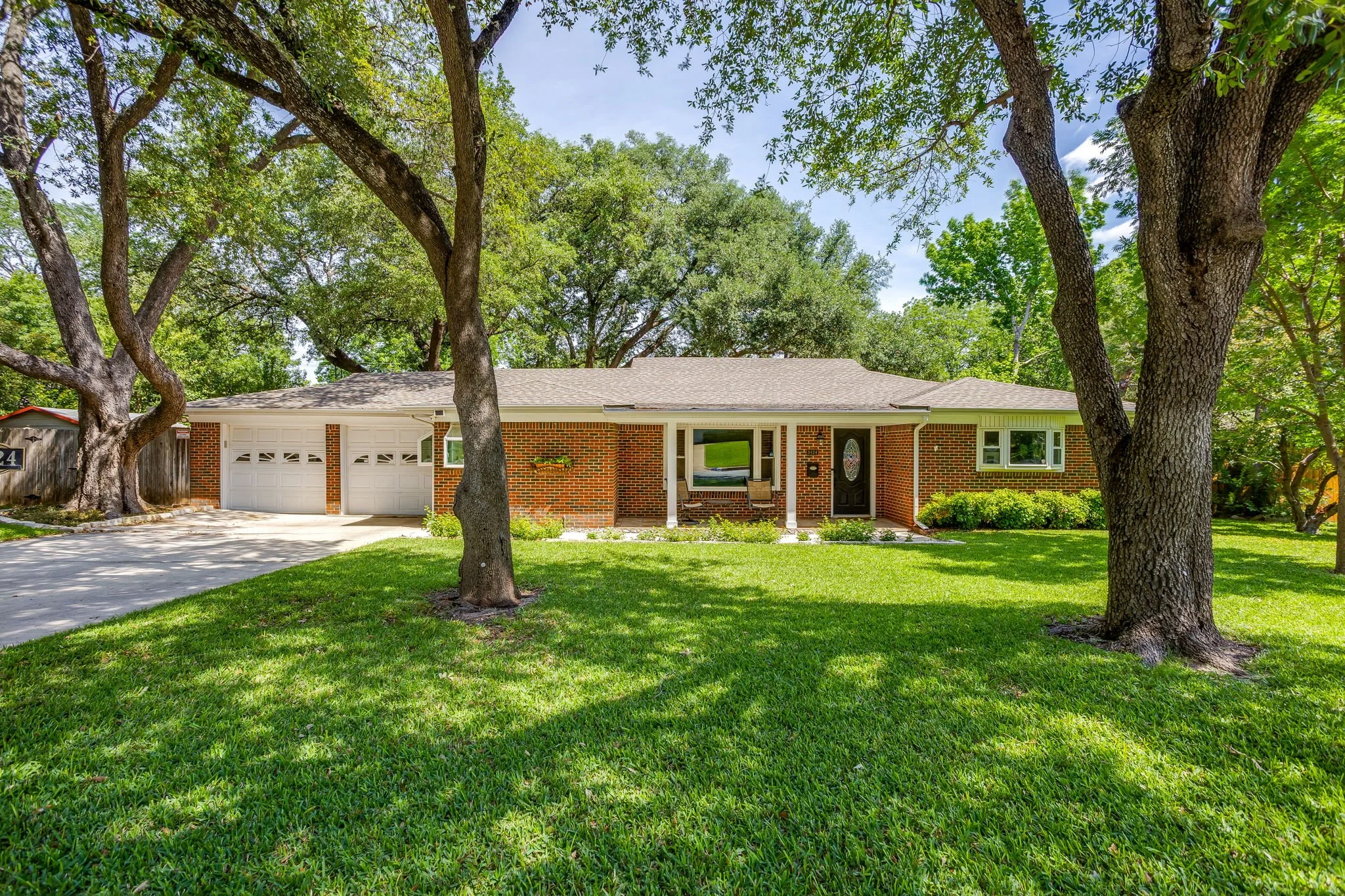 6424 Dakar Rd (3 of 47).jpg