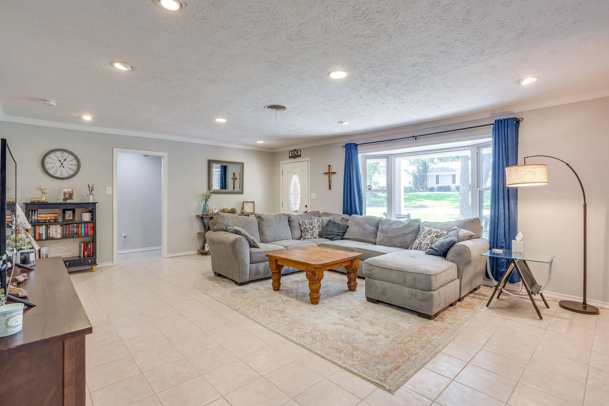 6424 Dakar Rd (10 of 47).jpg