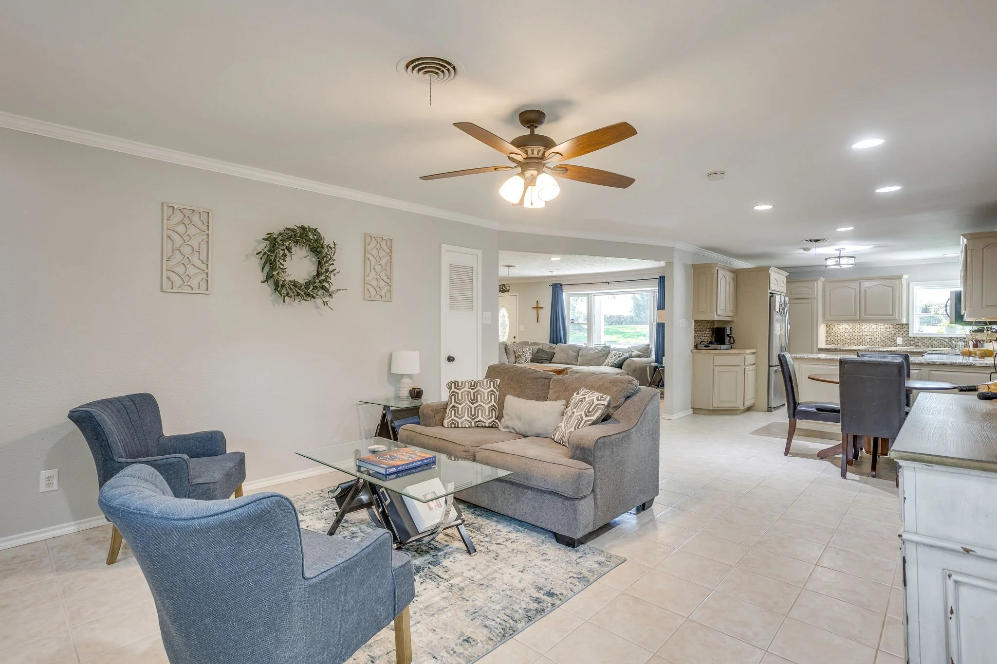 6424 Dakar Rd (15 of 47).jpg