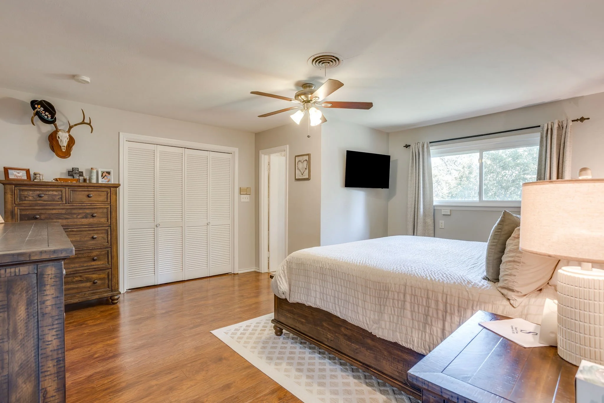 6424 Dakar Rd (25 of 47).jpg