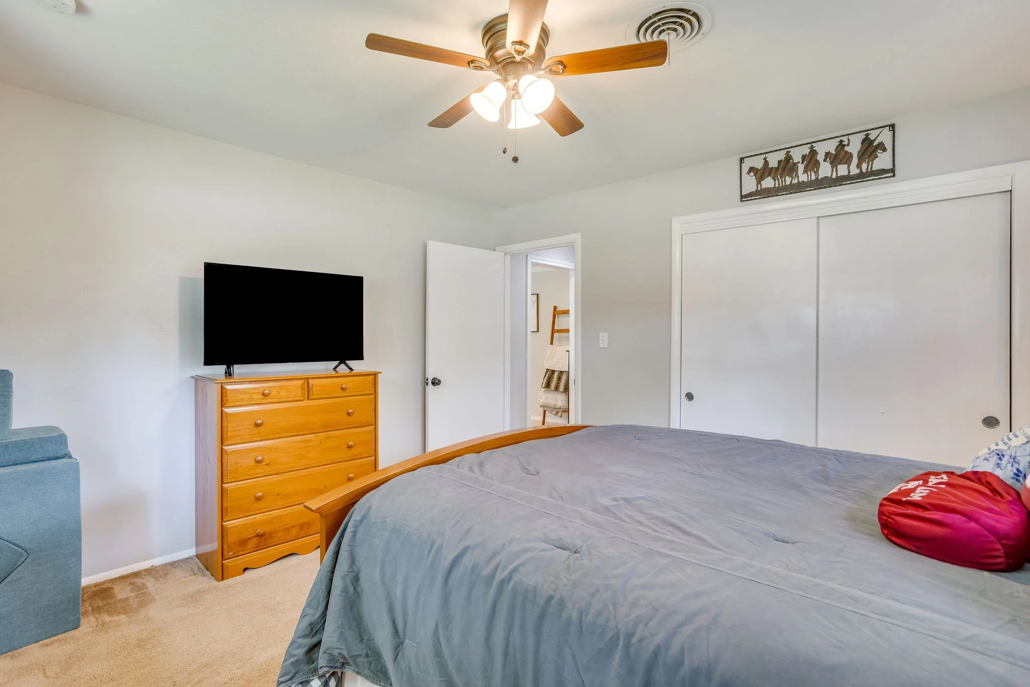 6424 Dakar Rd (31 of 47).jpg