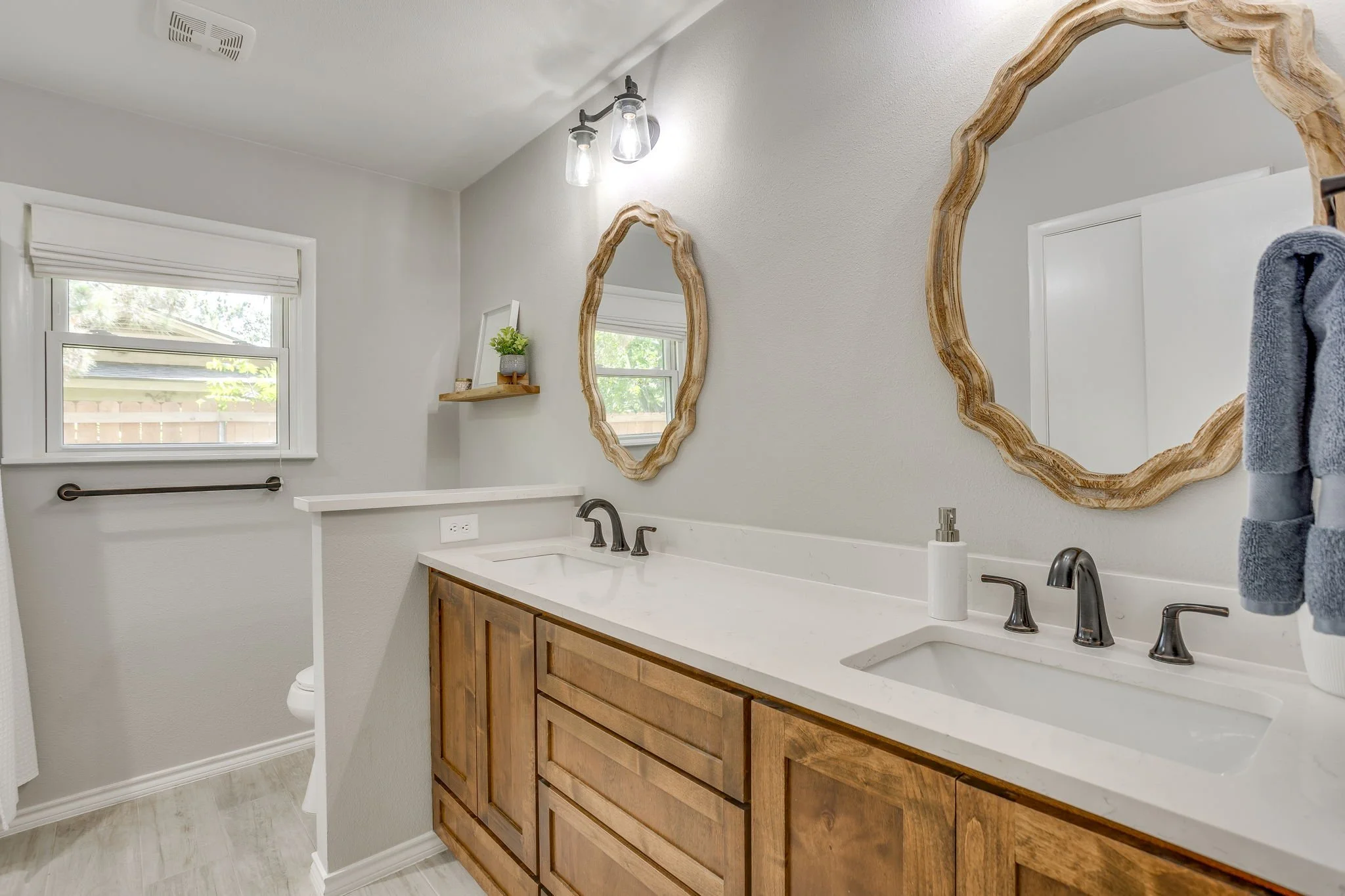 6424 Dakar Rd (35 of 47).jpg