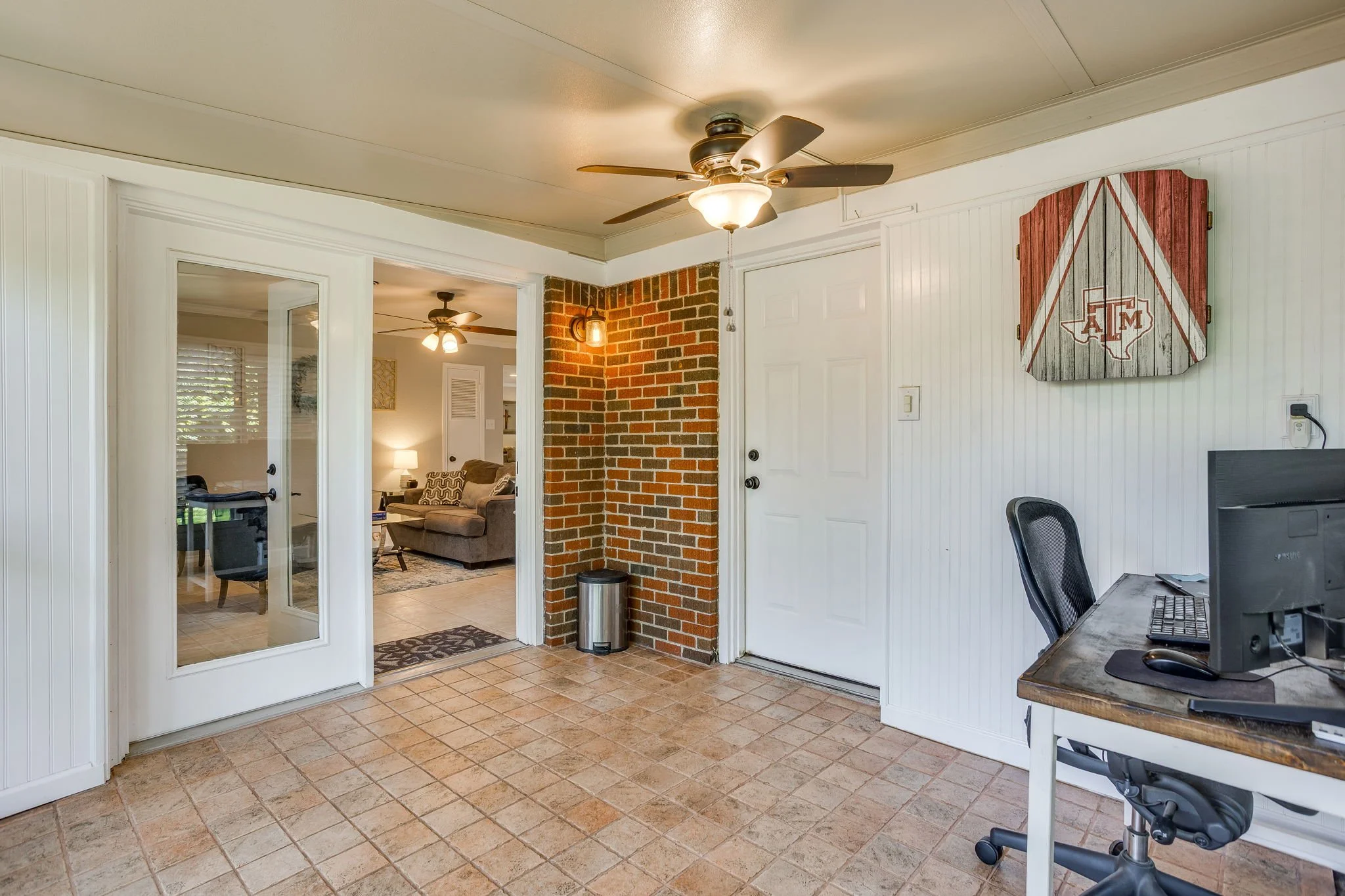 6424 Dakar Rd (38 of 47).jpg