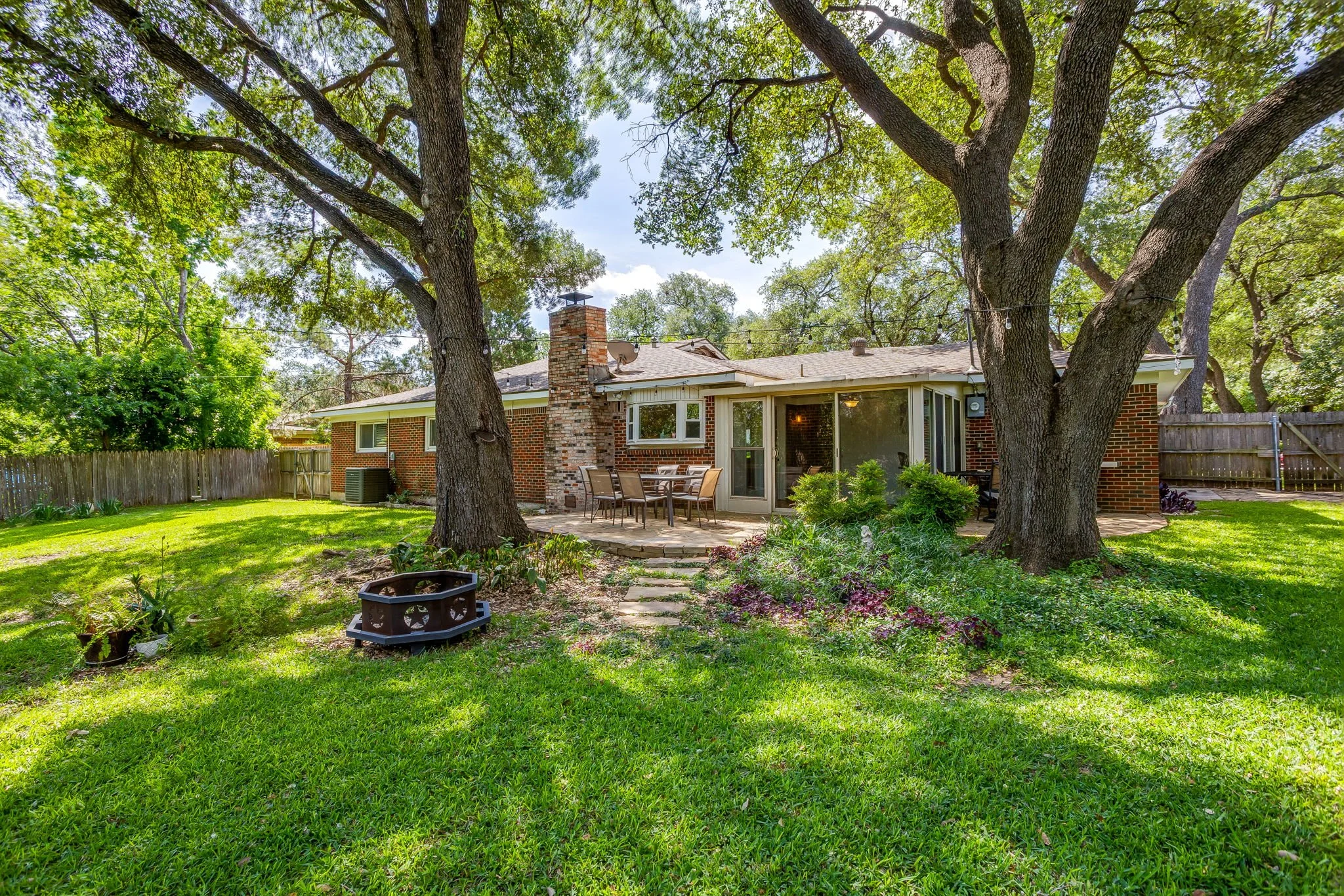 6424 Dakar Rd (41 of 47).jpg