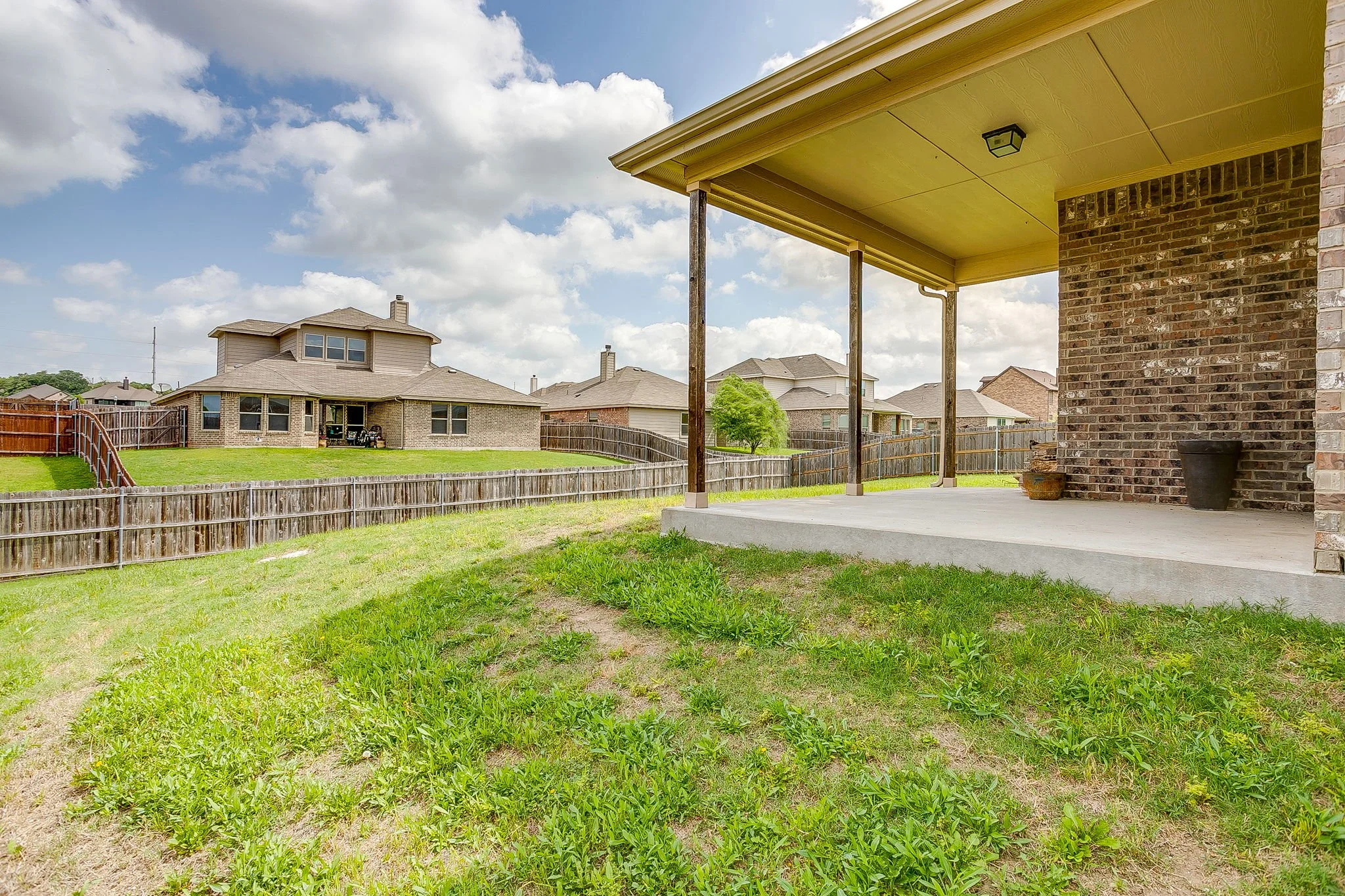 1537 Silverstone Dr (43 of 47).jpg