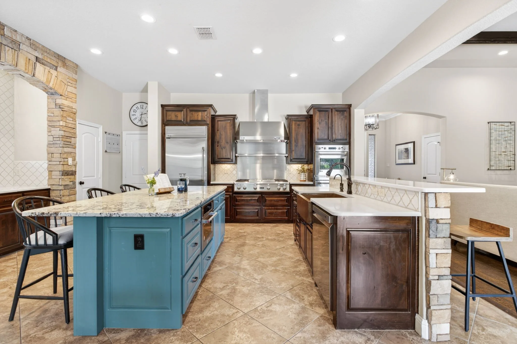 200 Golden Arrow Dr (16 of 61).jpg